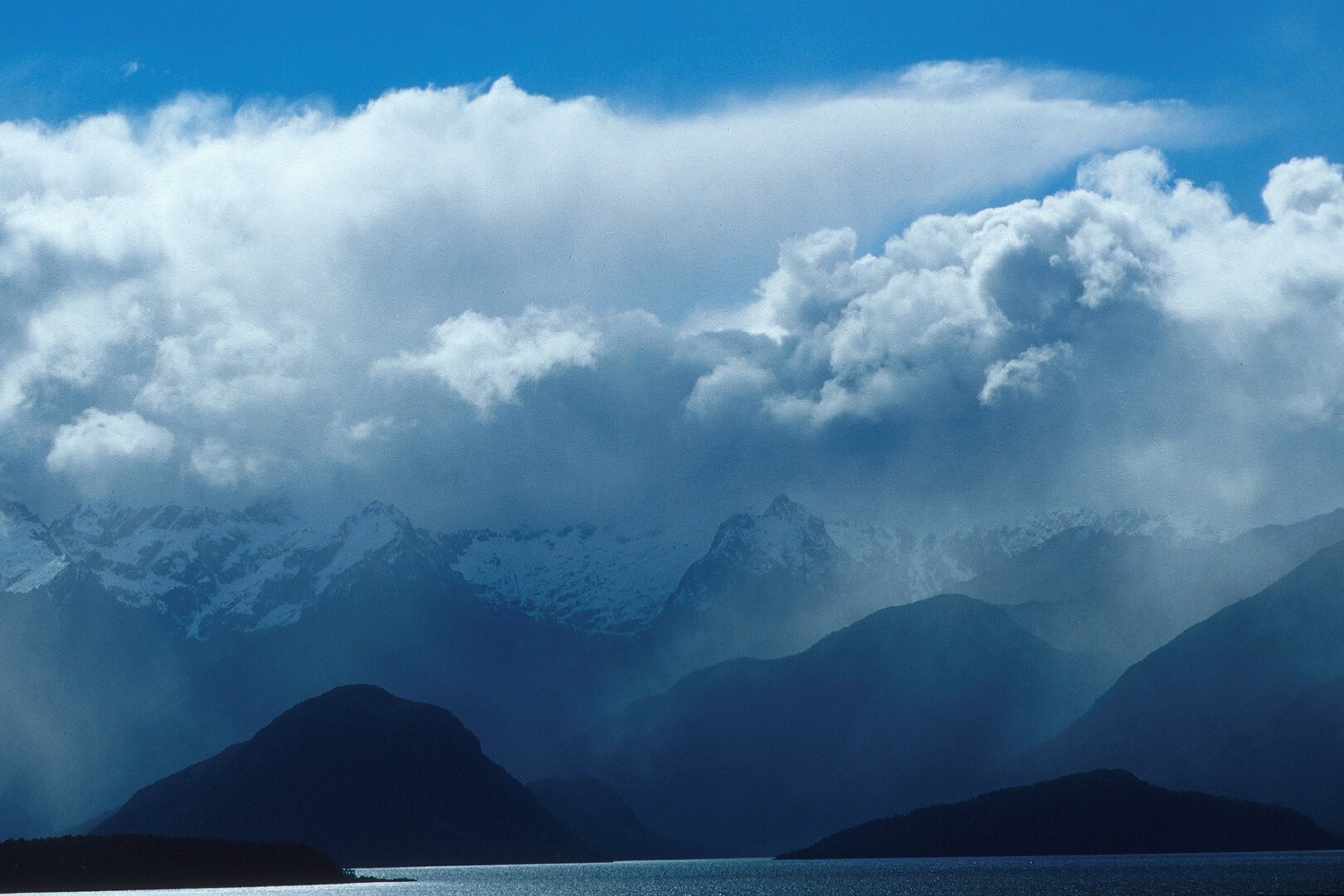 Manapouri - Cathedral Peaks