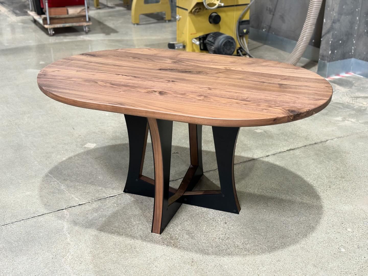 A small version of our &lsquo;Salerno&rsquo; dining table just shipped out.
Dimensions- 60x40&rdquo;
This table design featured a solid Walnut racetrack style tabletop. And custom base made using a combination of steel and walnut.
&mdash;&mdash;&mdas