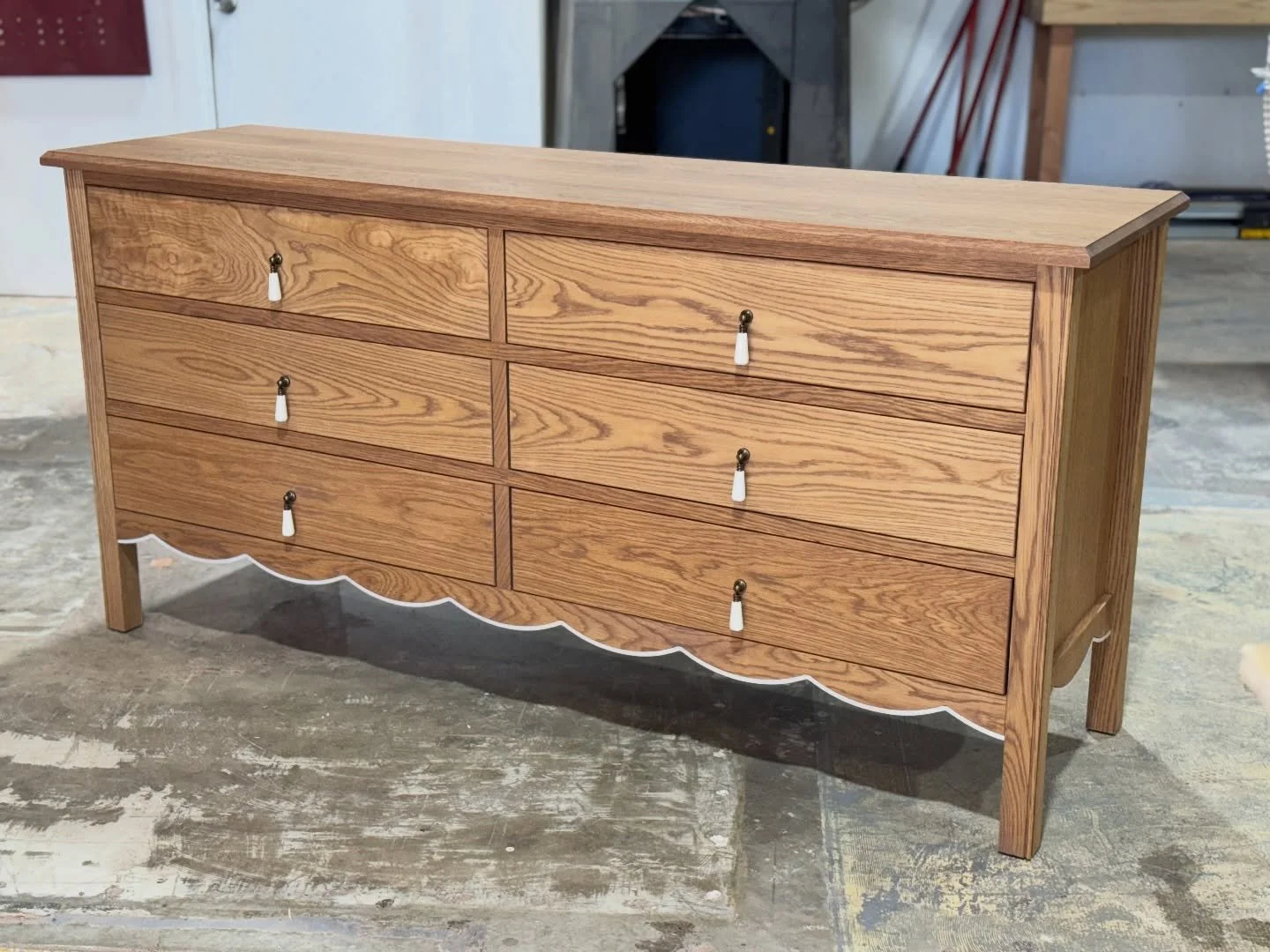 New piece!
Just delivered to a family with a new baby. This is her new dresser. Along with changing table! But forgot to get photos of that.
This one is solid White Oak with a light brown finish. Highlights all the wood grain.
Continuous grain on the