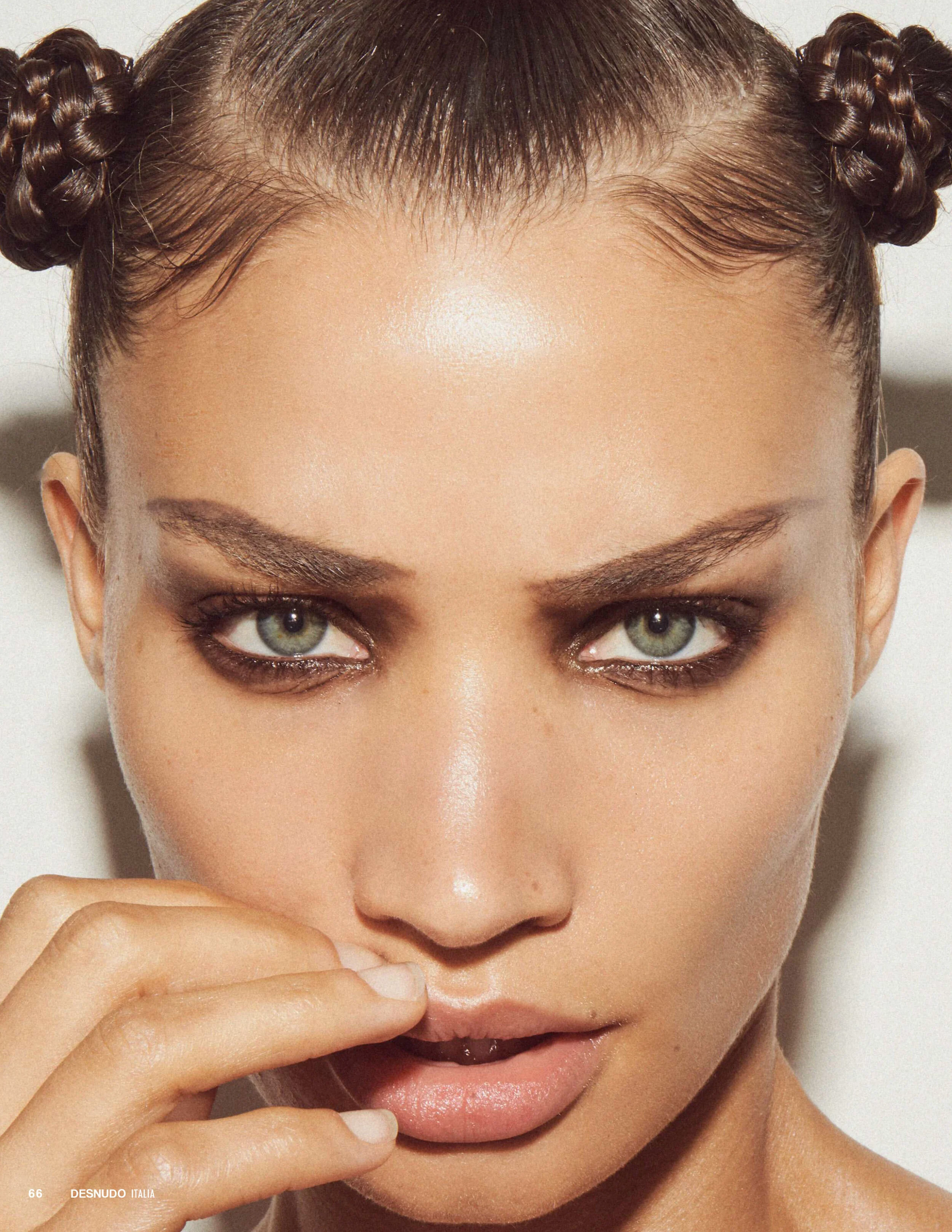 DesnudoMagazineItaliaBeautyandGroomingIssue1 68.jpg