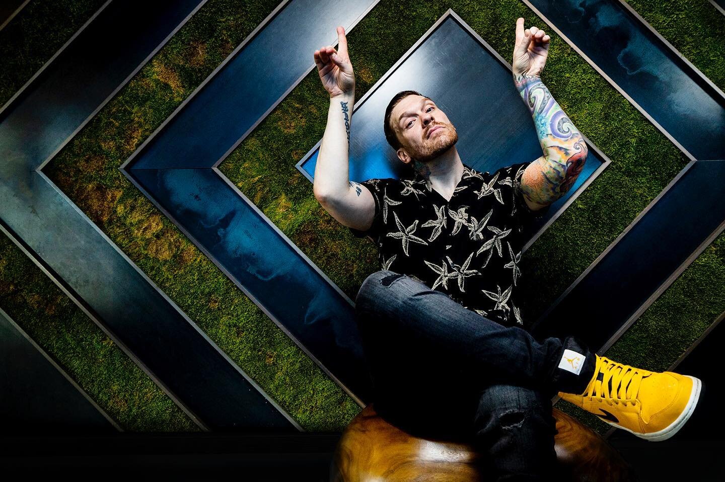 Happy Birthday to @helloootv alumni @thebrentsmith WE LOVE YOU.