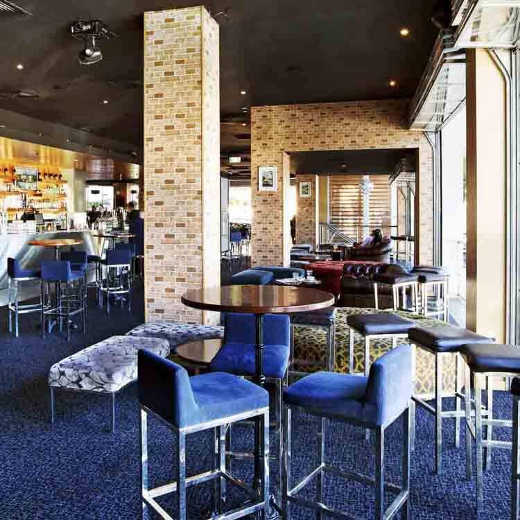 Oxford 152, Bulimba, QLD