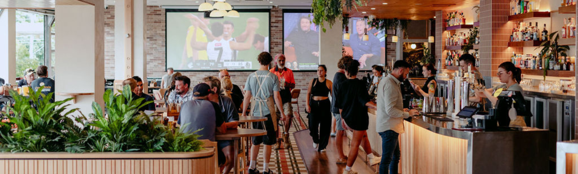 Oxford 152_Homepage Header Banner.png