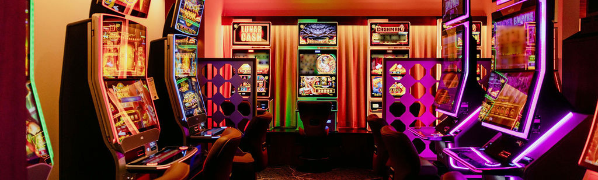 Oxenford Tavern Gaming Page Header.png