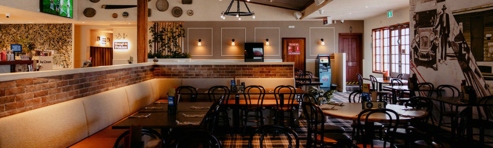 Oxenford Tavern Jobs Page Header.png