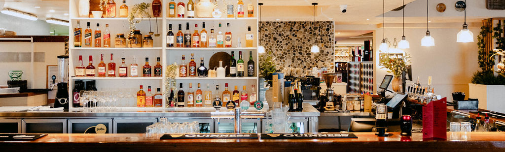 Oxenford Tavern Drinks Page Header (1).png