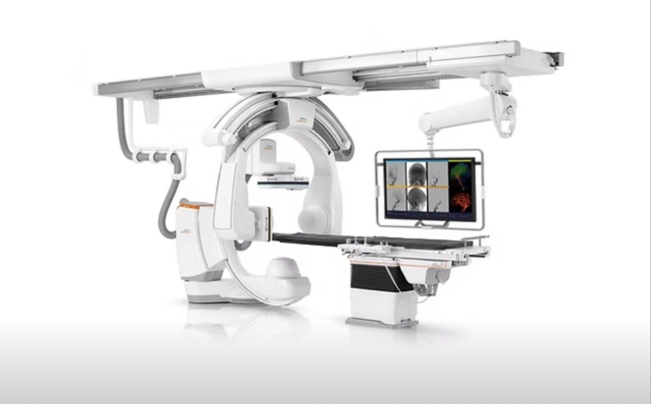 ARTIS icono.vision 
Innovation. Powered by AI.
Turn your vision into reality: Are you ready to embrace the future of image-guided interventions? ARTIS icono.vision1 is designed to realize your vision of growth to enable you to offer a wide procedure 