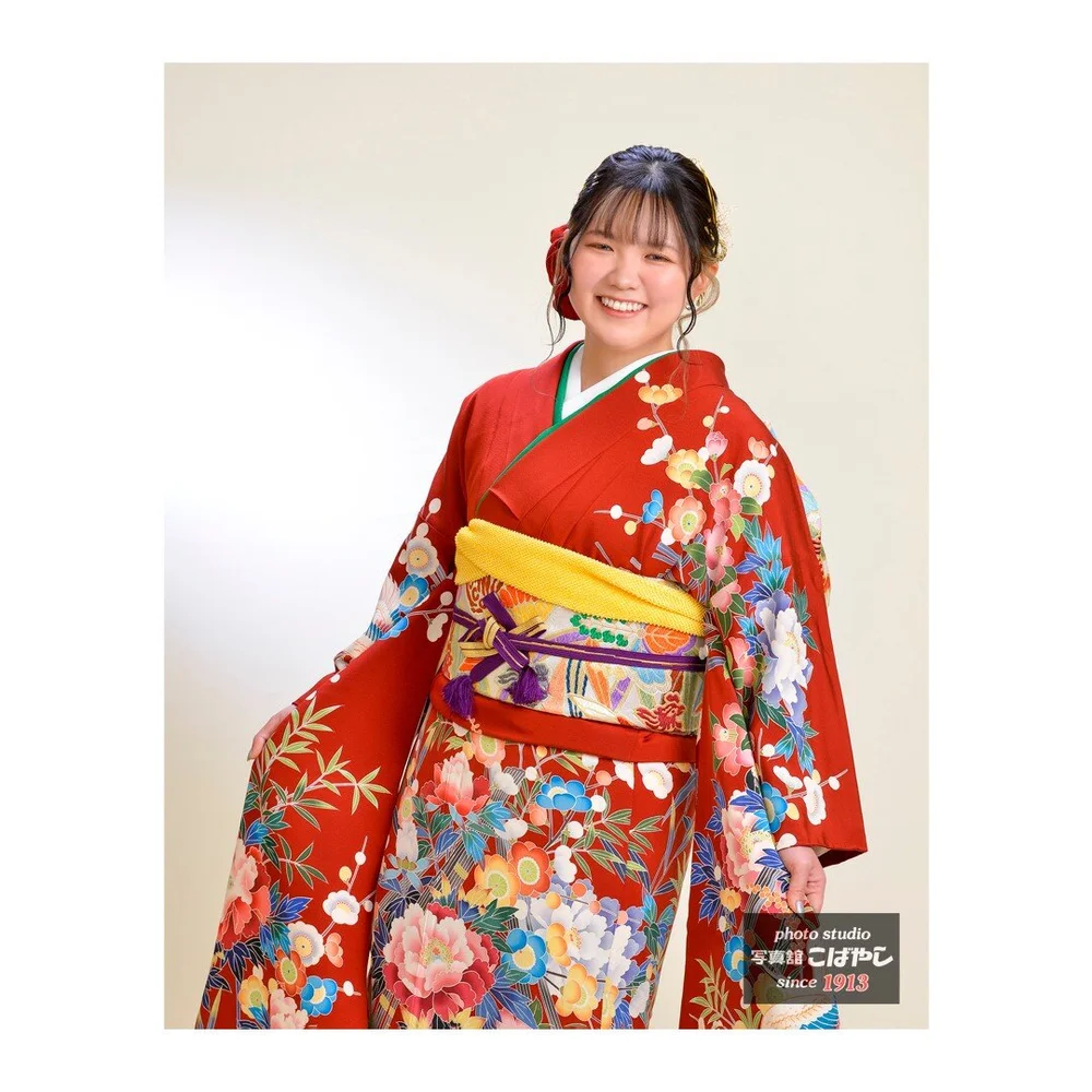 素敵な笑顔をお撮りできました✨👘📸

#成人
#成人式
#成人前撮り
#成人後撮り
#振袖
#和傘
#着物
#成人記念
#フォトスタジオ
#写真館
#写真館こばやし
#新潟
#長岡
#記念写真
#photostudio
#photostudiokobayashi1913
#kimono
#furisode