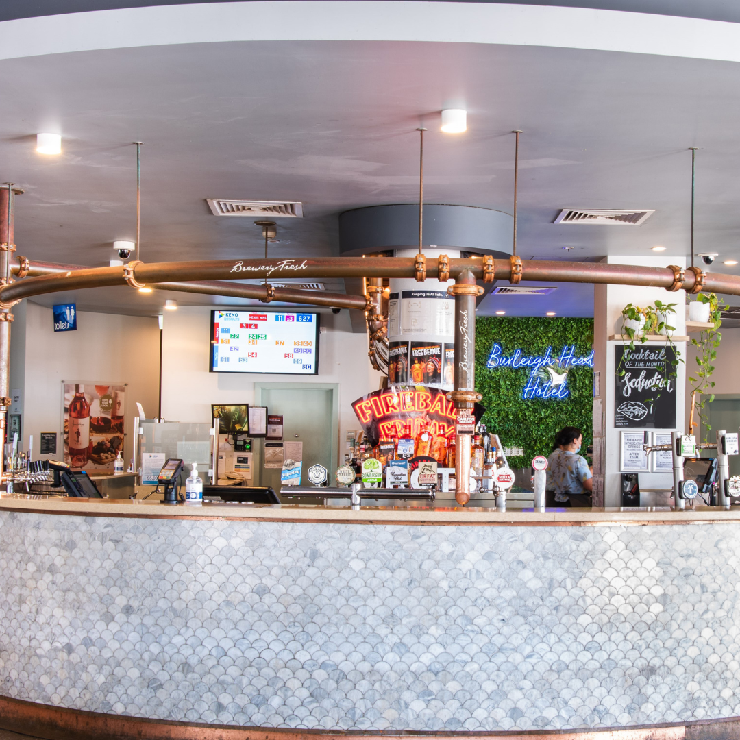 Burleigh Heads Hotel, Burleigh Heads, QLD