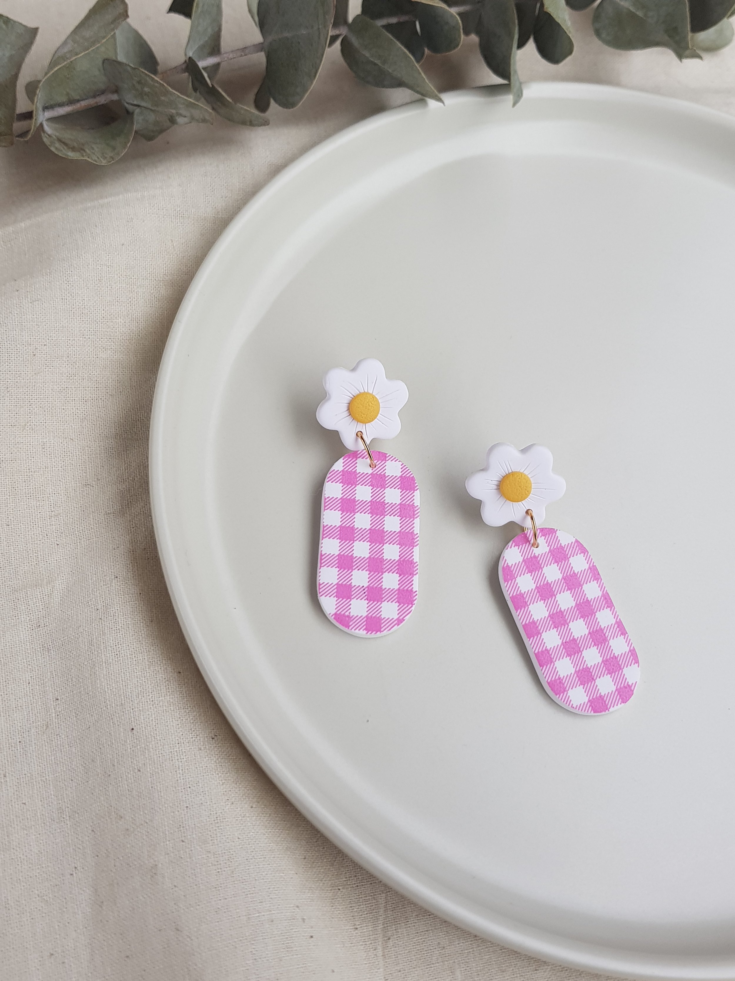 Brea Dangles in "Dolly"