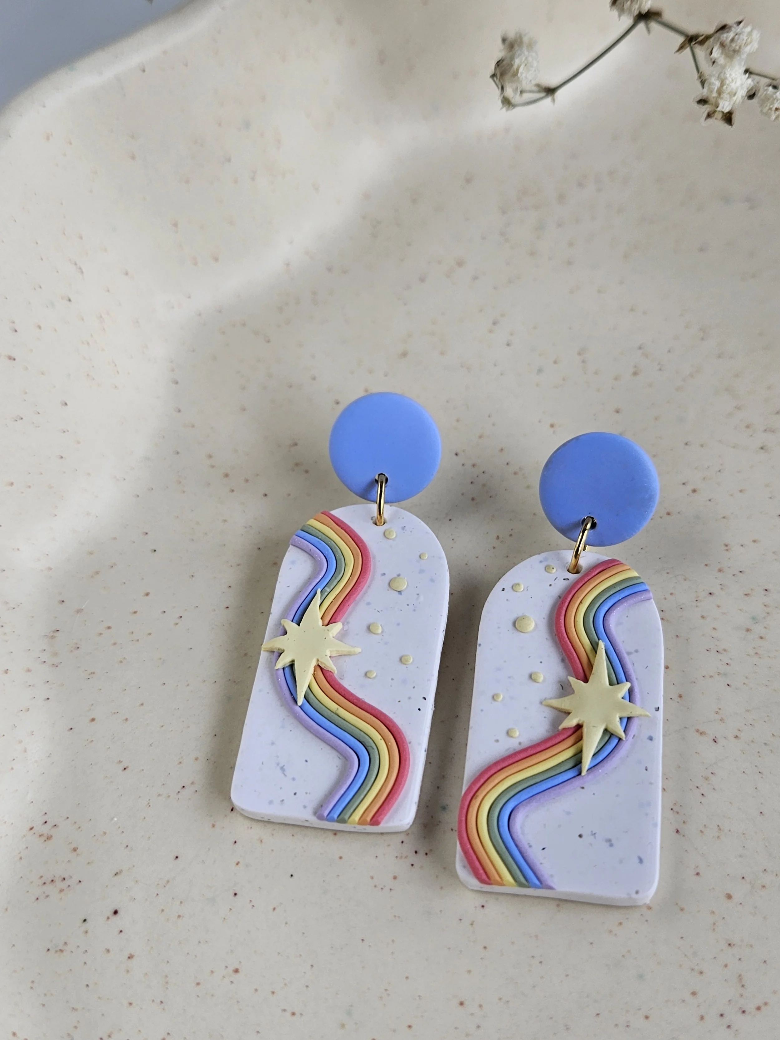 Josie Dangles in "Over the Rainbow"