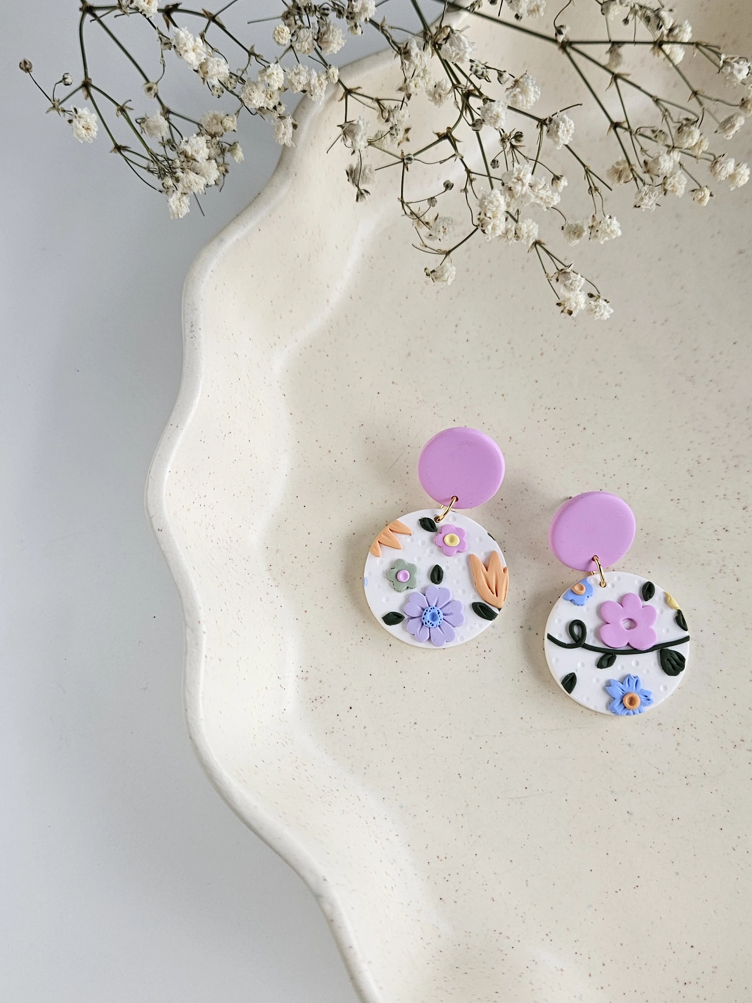 Sage Dangles in "Secret Garden"