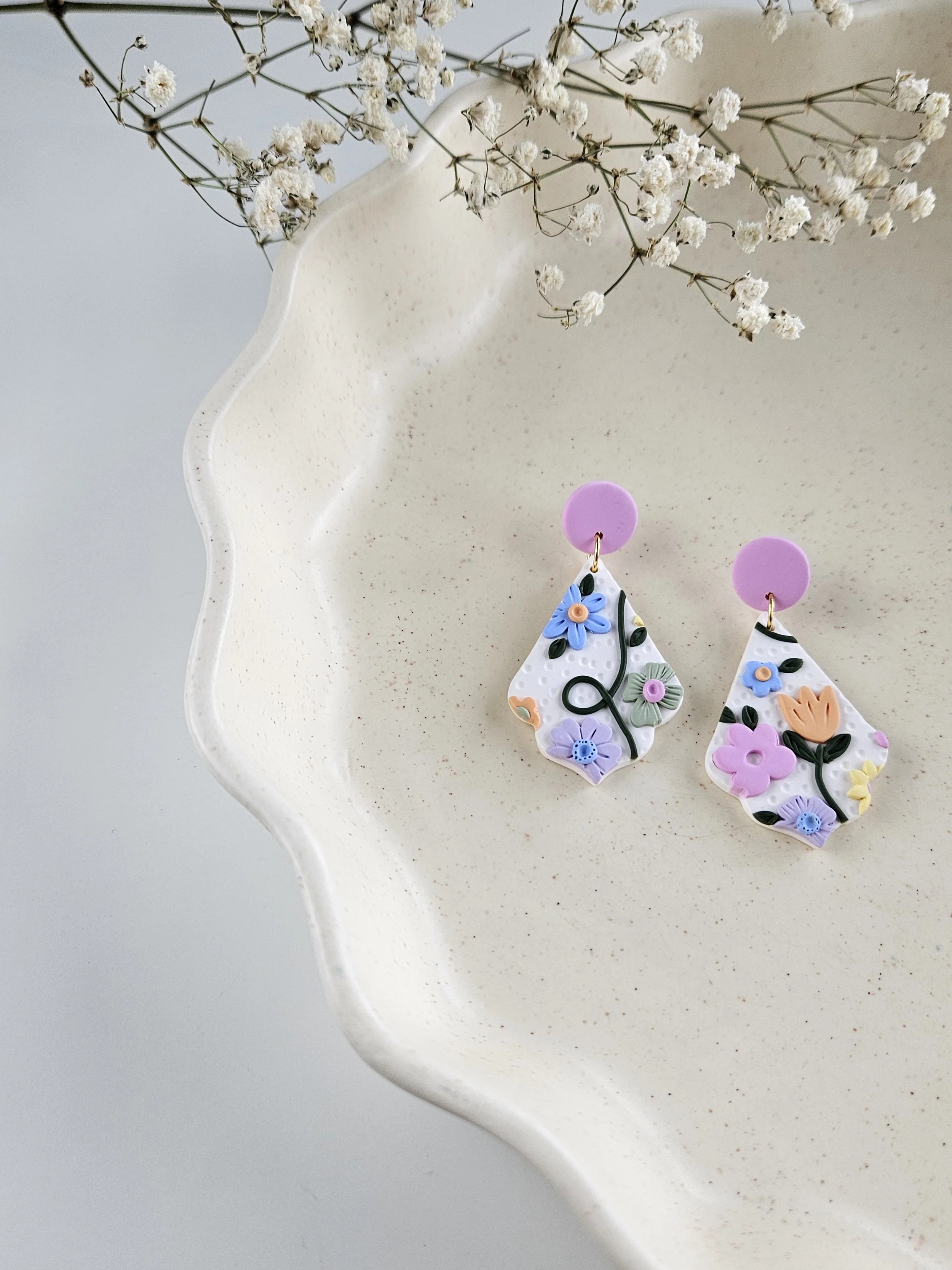 Delilah Dangles in "Secret Garden"