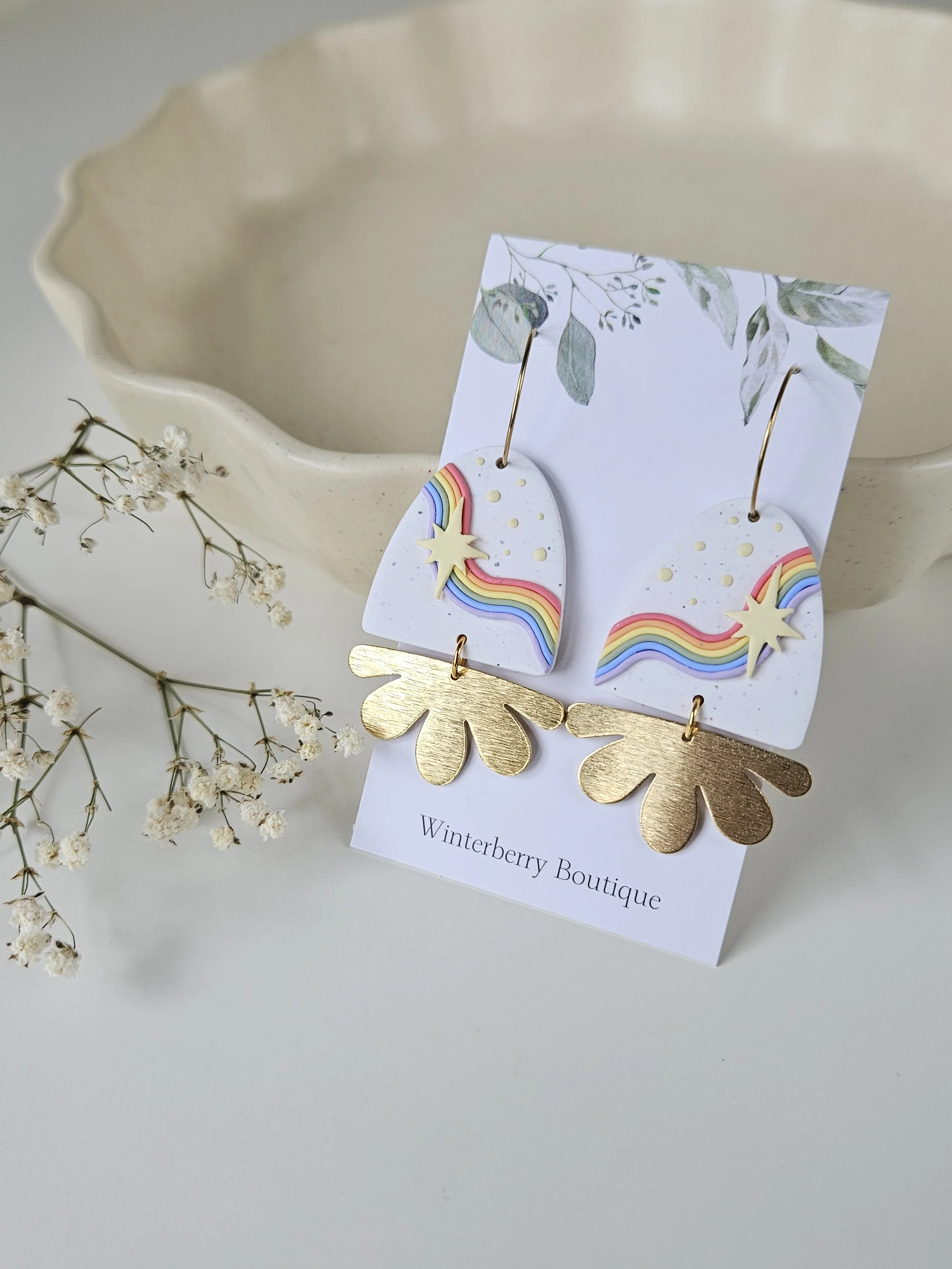 Jelly Dangles in "Over the Rainbow"