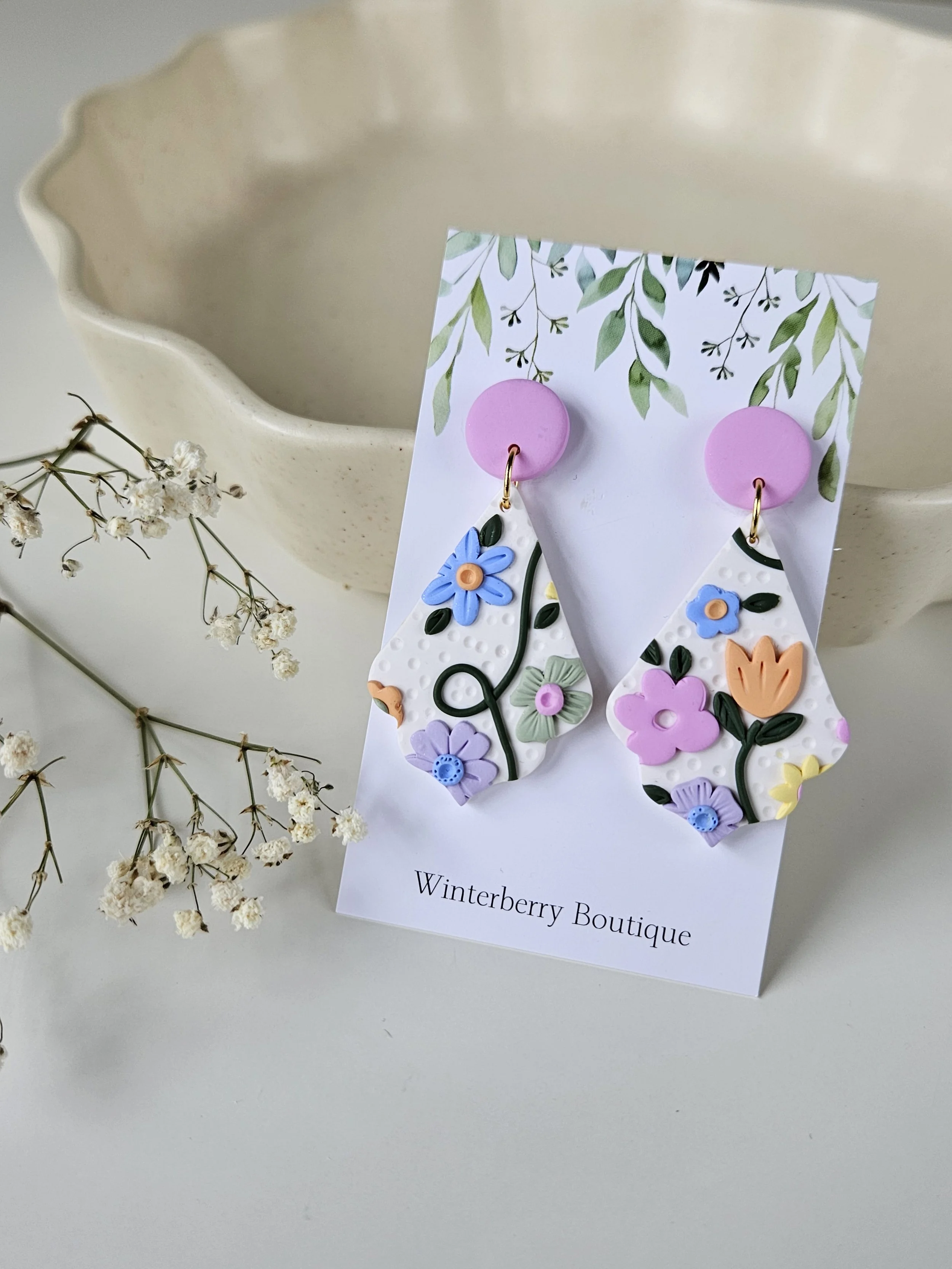 Delilah Dangles in "Secret Garden"