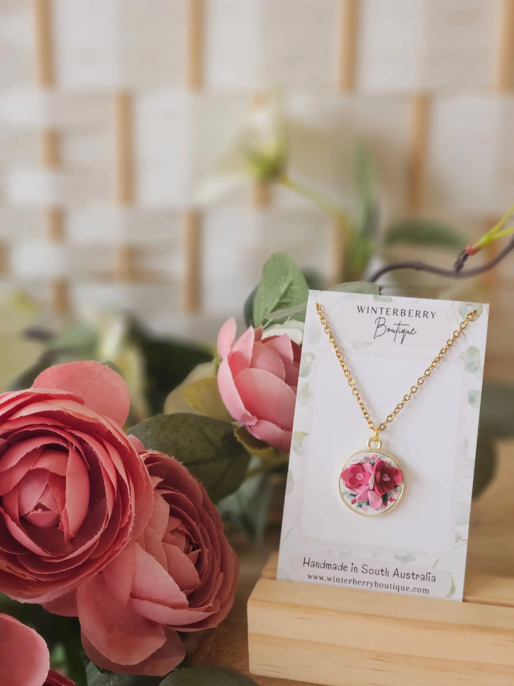polymer-clay-pink-floral-pendant-necklace-gold-small-winterberry-boutique-australia.jpg