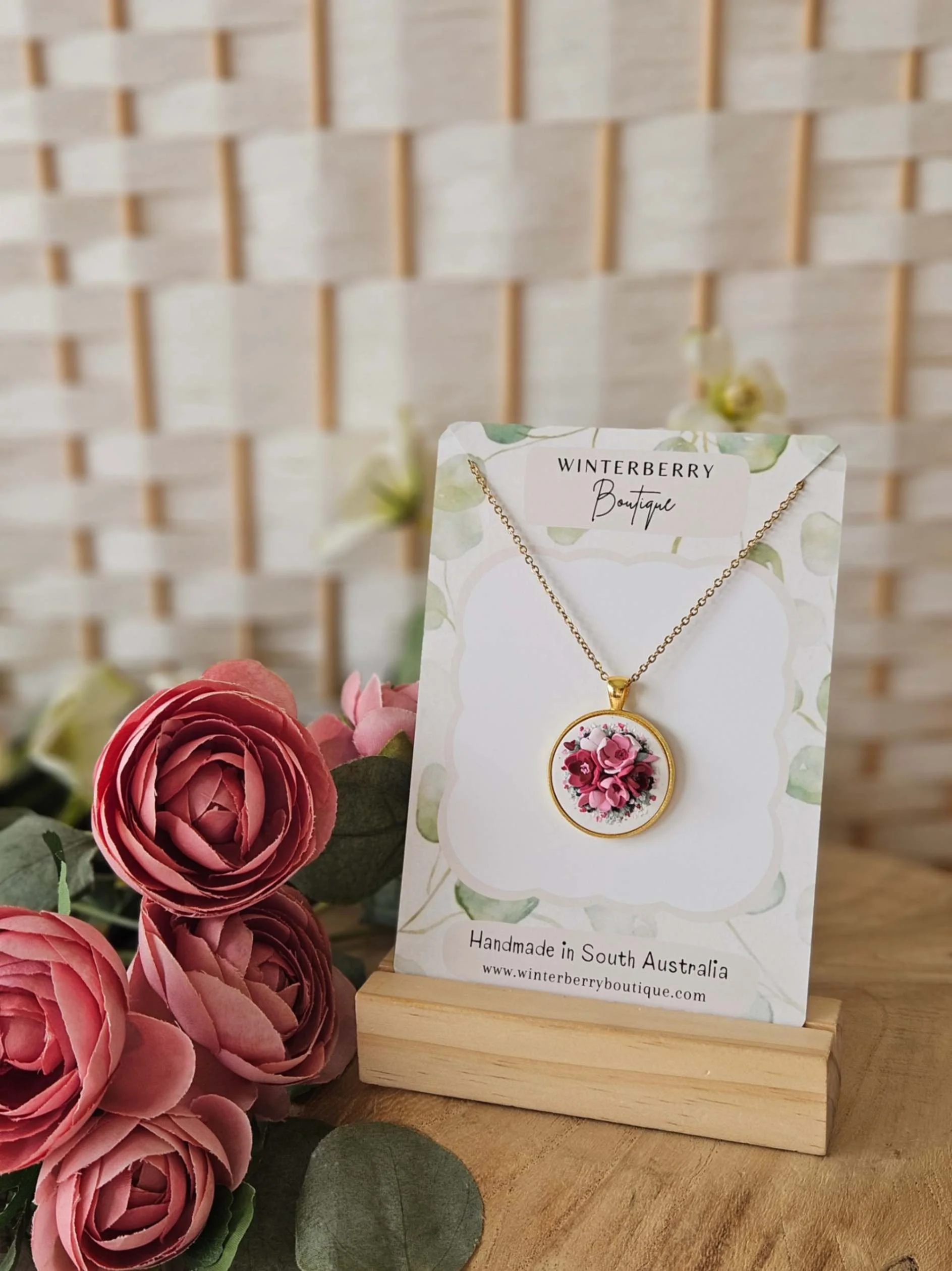 polymer-clay-pink-floral-pendant-necklace-gold-winterberry-boutique-adelaide.jpg