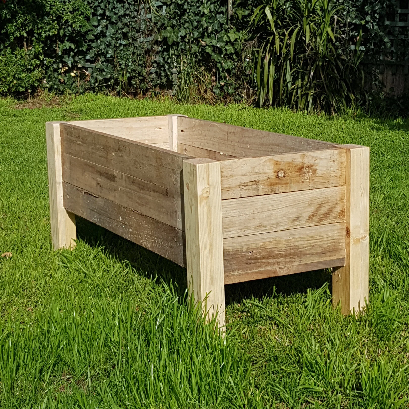 Planter.jpg