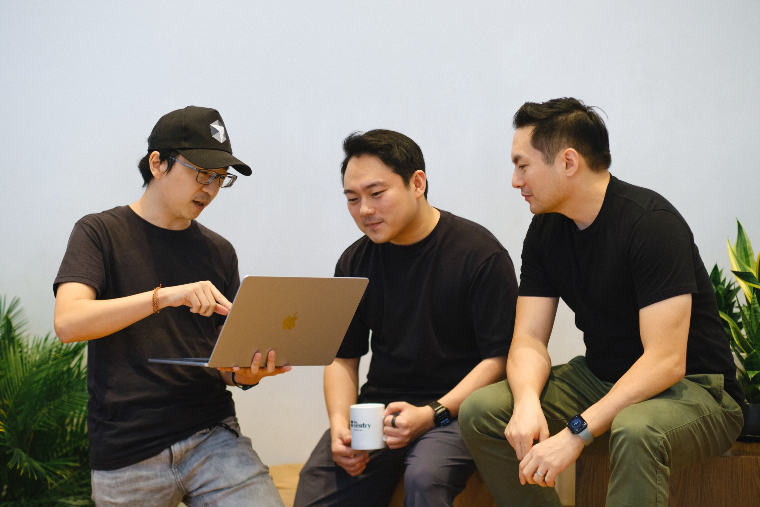 Build in Vietnam with OpenAI & AVV, At The Sentry C — Pham Si Luan Photography (95)