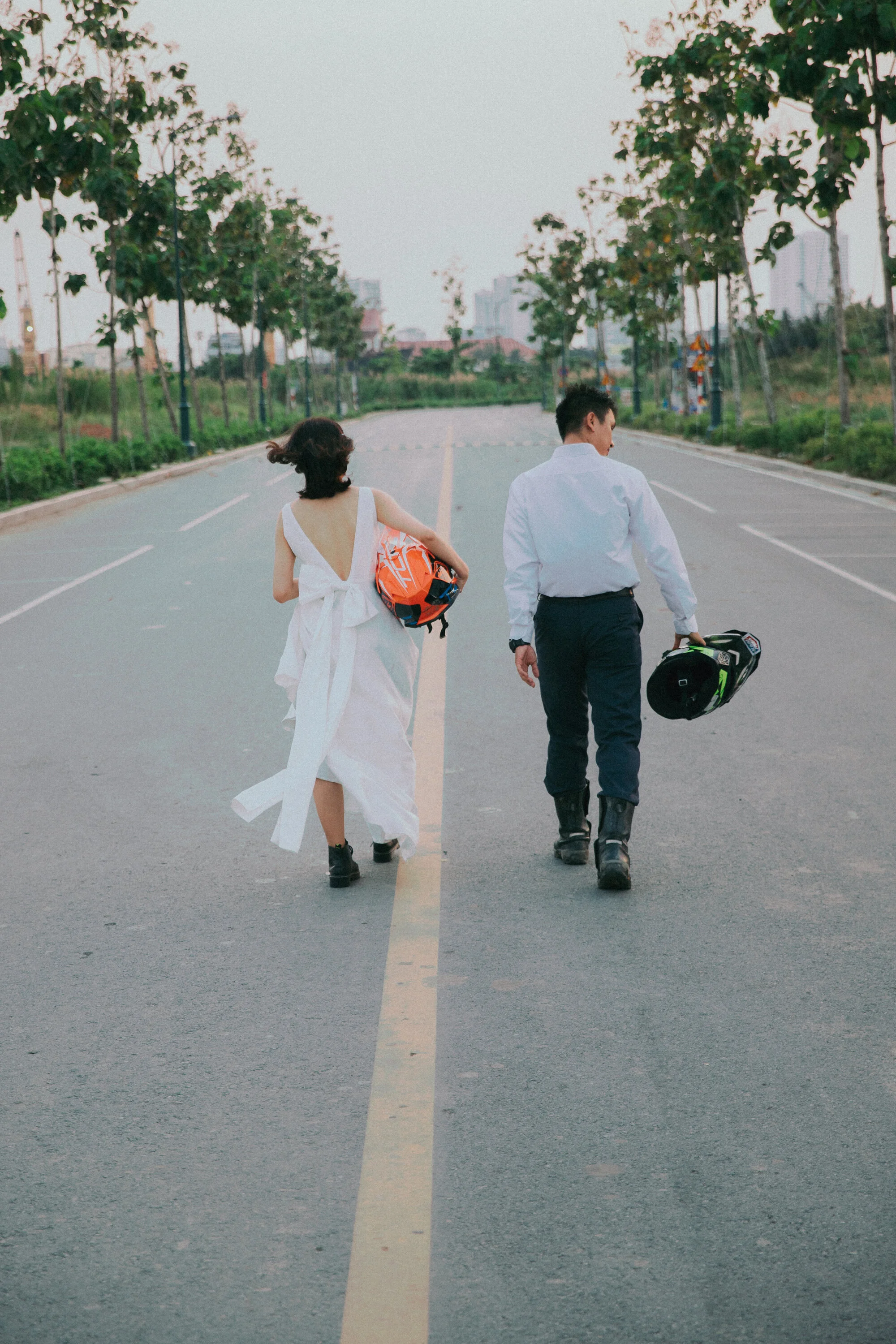 Linh & Quỳnh, Pre-wedding in Sài Gòn — Pham Si Luan Photography (19)