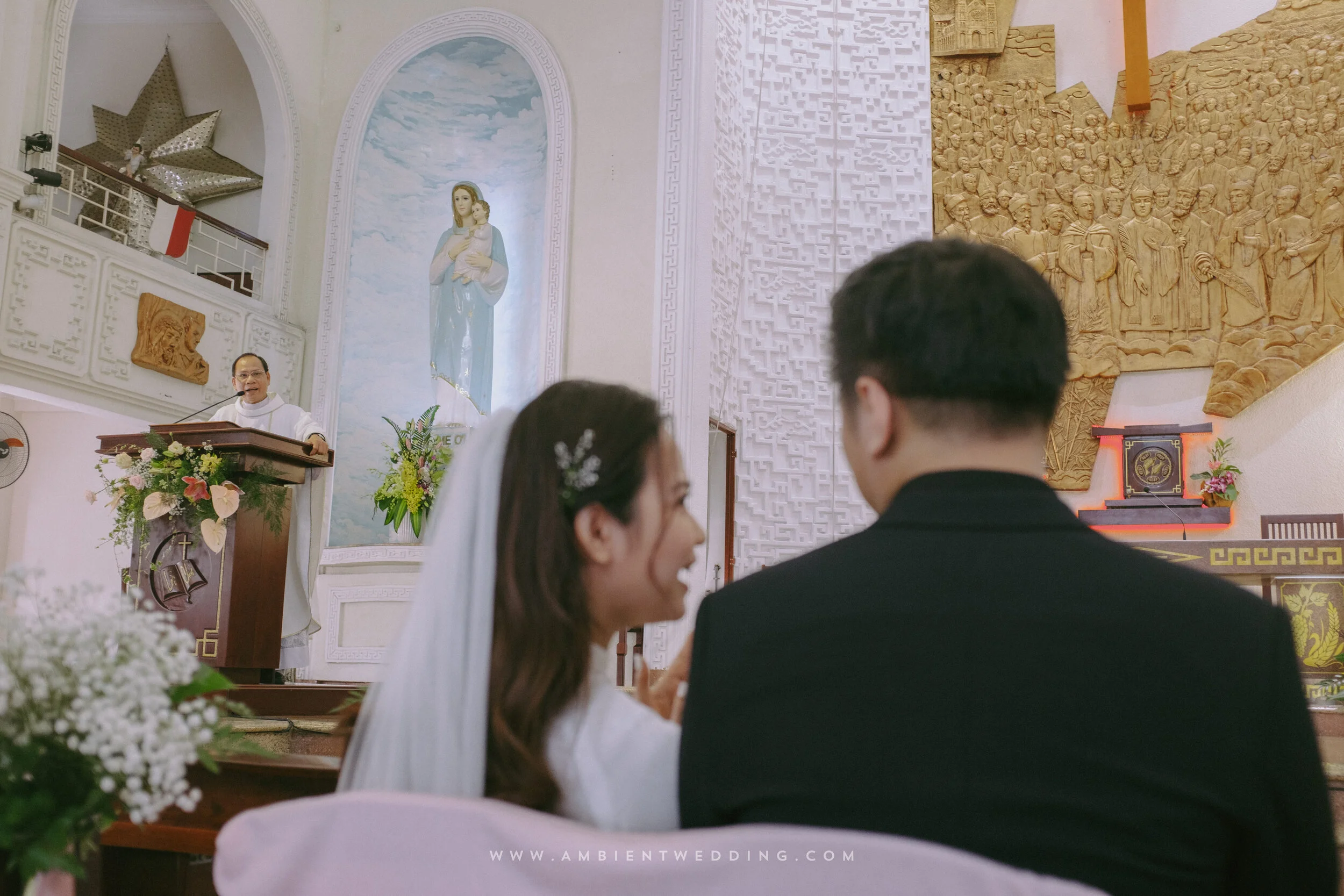 Nhung & Nguyên, Church Wedding Ceremony in Sài Gòn — Pham Si Luan Photography (32)