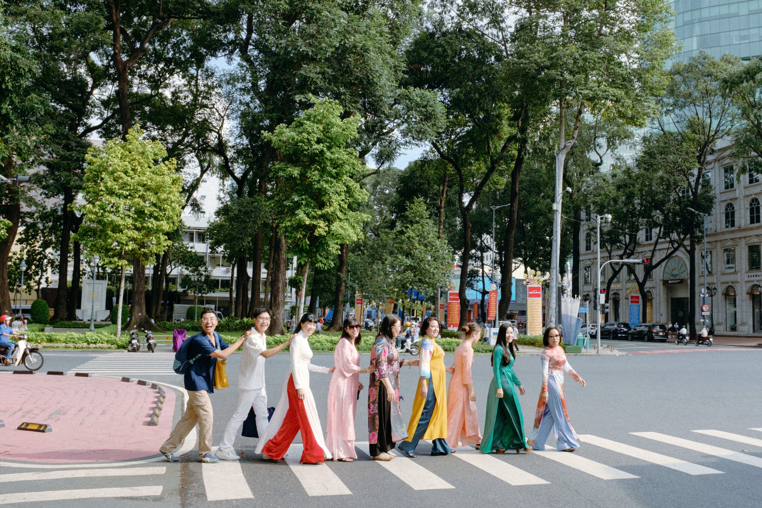 Tú, Khôi & Mẹs — Pham Si Luan Photography (36)