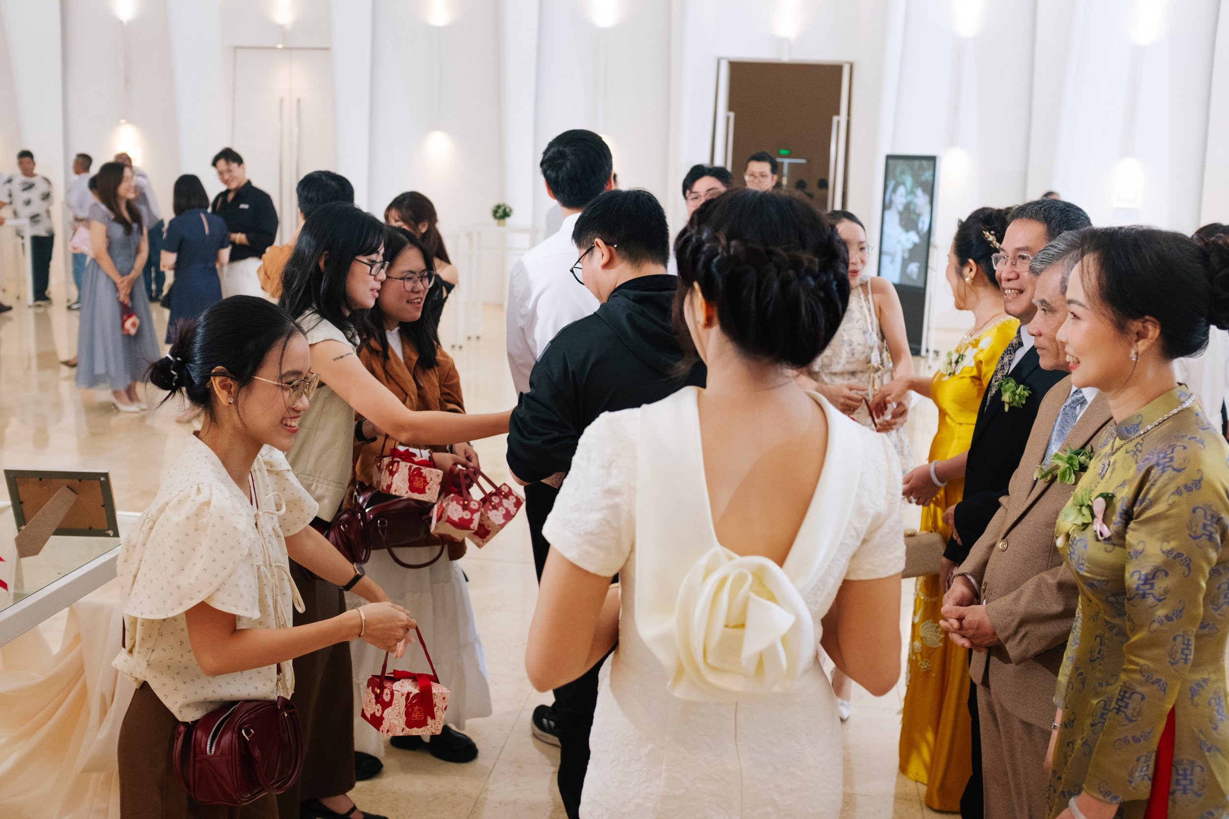 Thư & Toàn, Wedding Reception at White Palace — Pham Si Luan Photography (107)