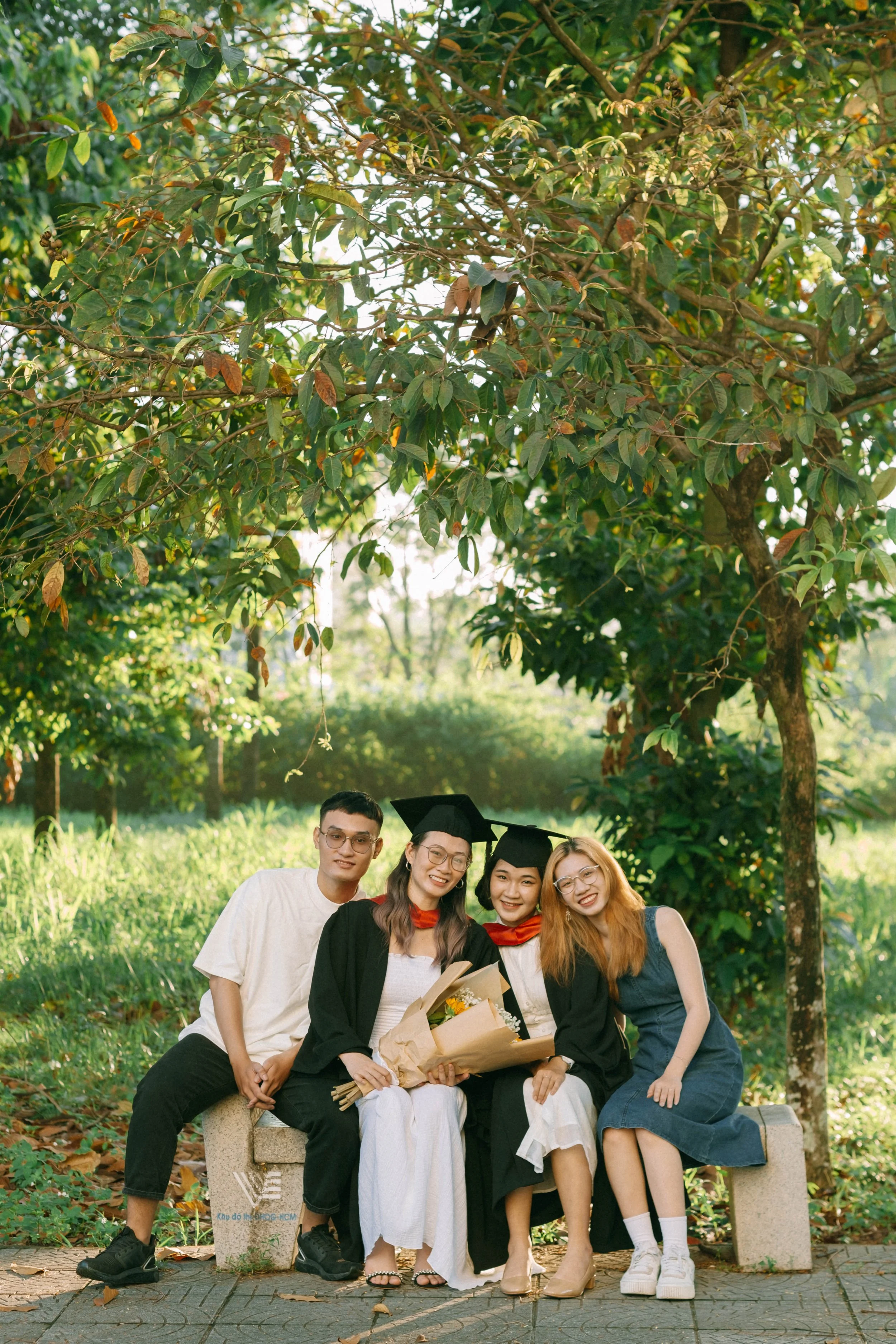 Graduation Day of Vi — Pham Si Luan Photography (10)
