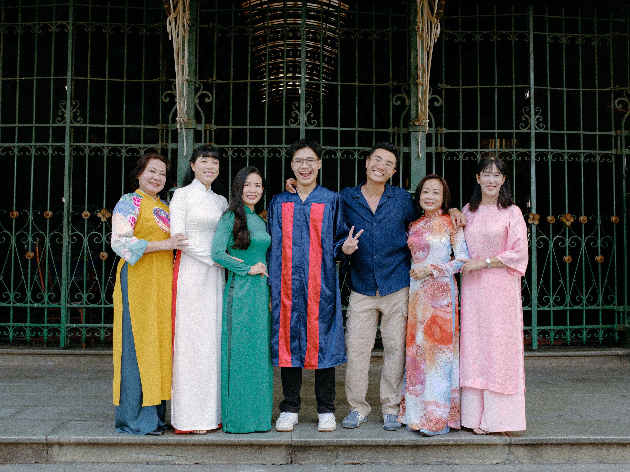 Tú, Khôi & Mẹs — Pham Si Luan Photography (15)