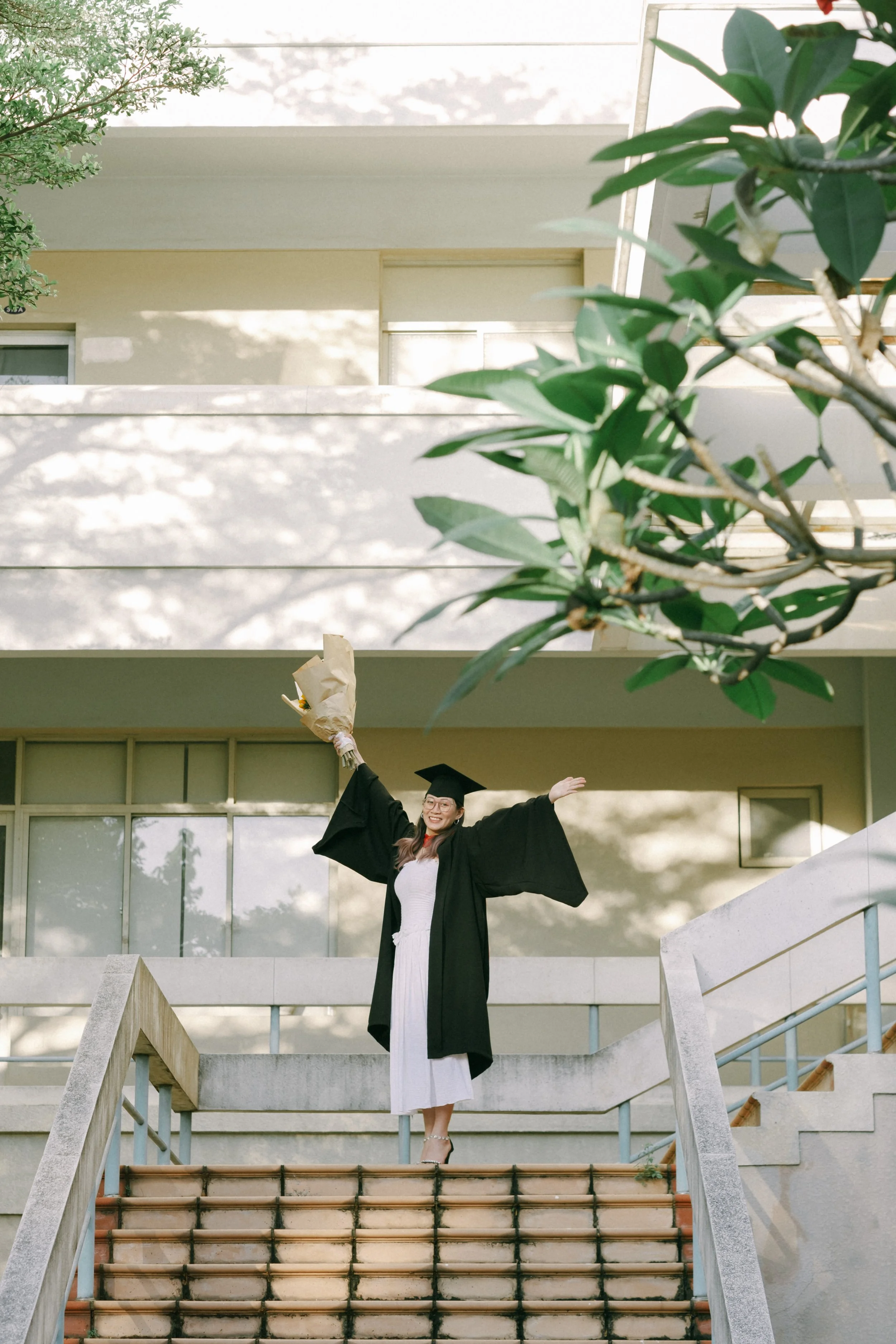 Graduation Day of Vi — Pham Si Luan Photography (14)
