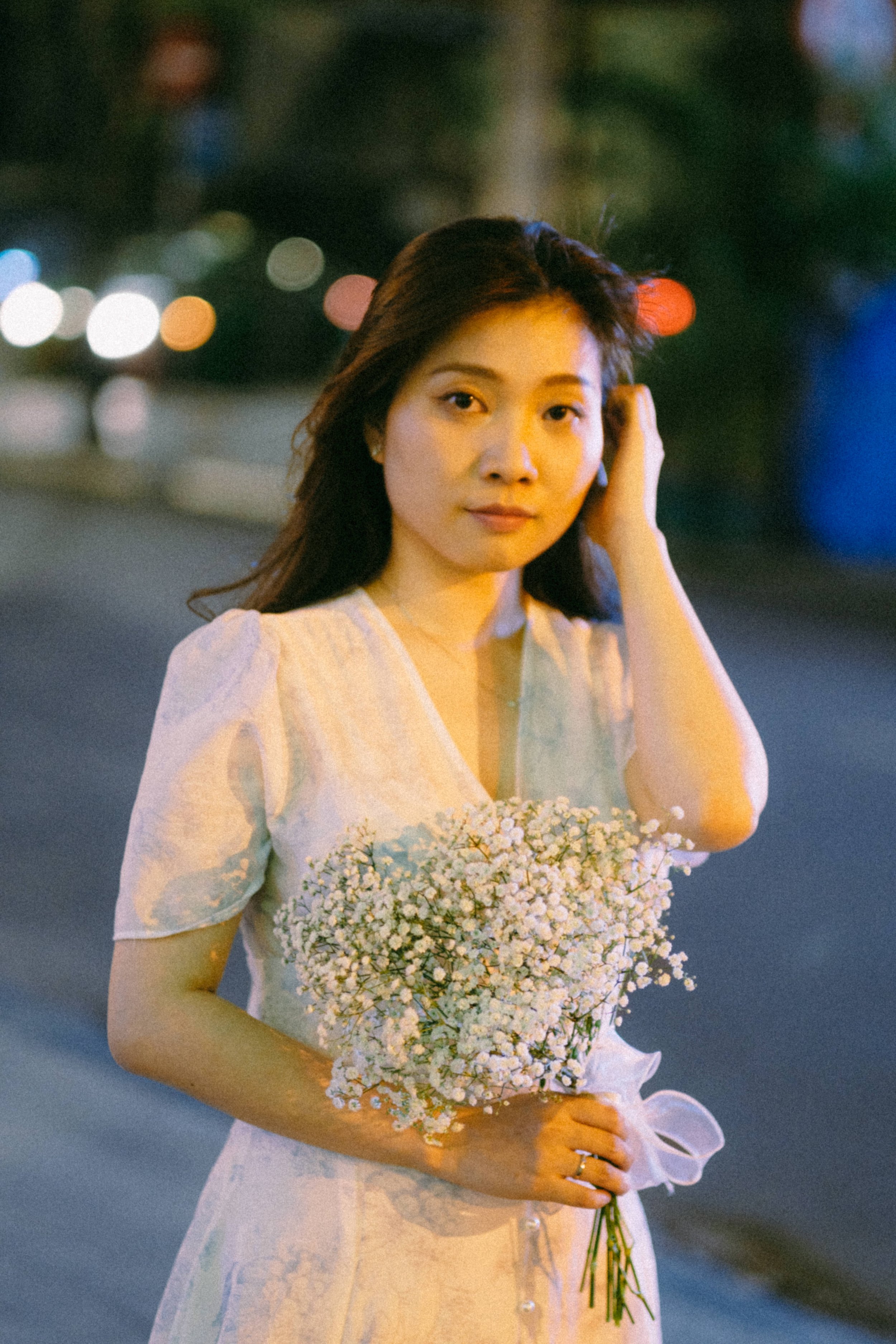 Tú & Ái, Night Session in Sài Gòn — Pham Si Luan Photography (39)