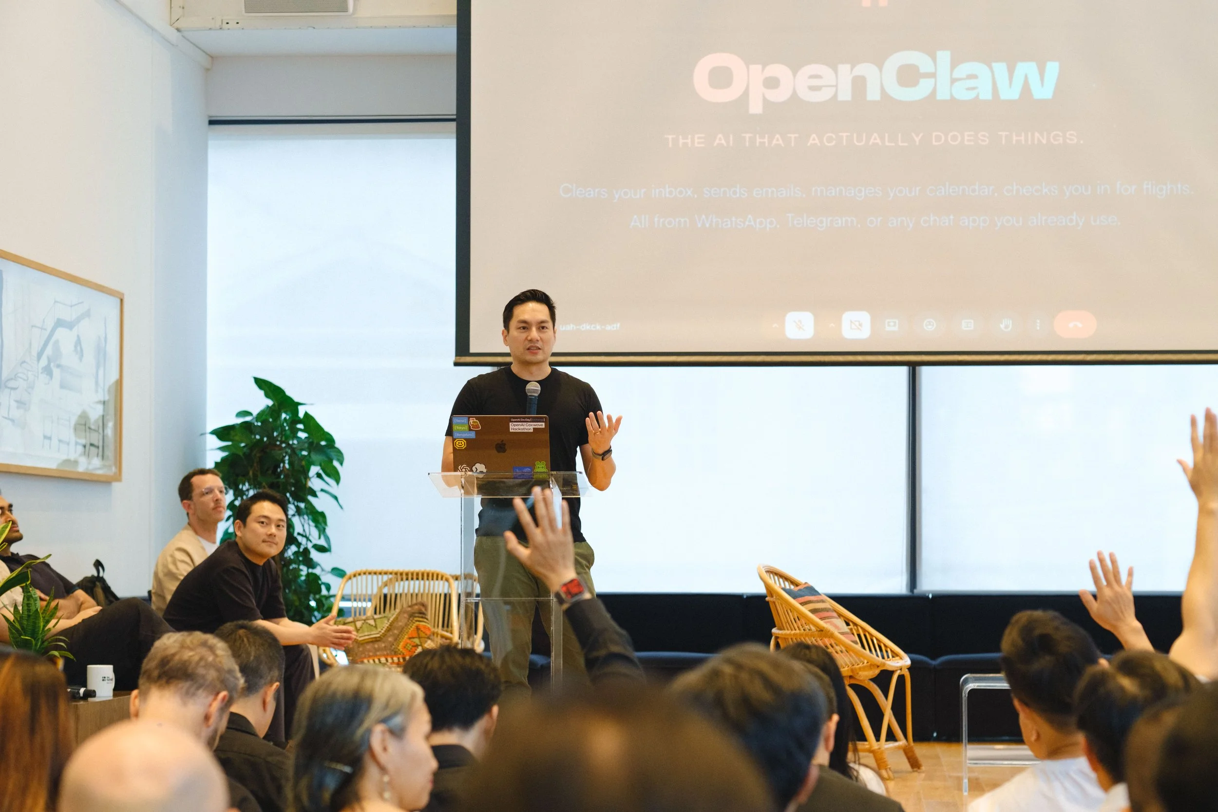 Build in Vietnam with OpenAI & AVV, At The Sentry C — Pham Si Luan Photography (14)