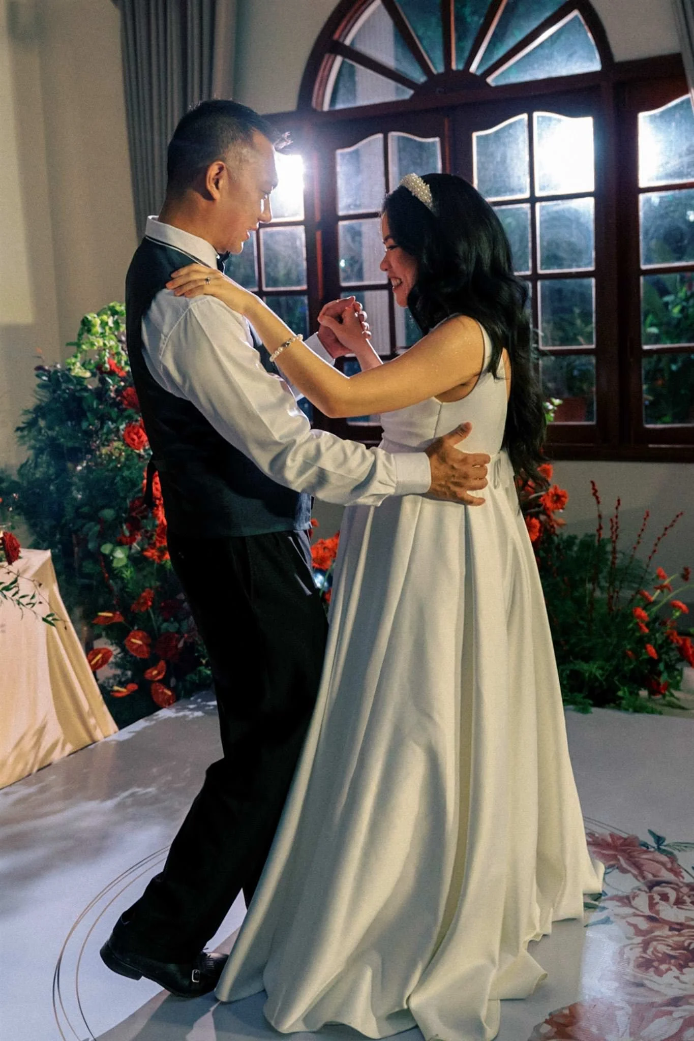 Anh Đoàn & Charles, Vow Renewal Ceremony in Sài Gòn — Pham Si Luan Photography (49)