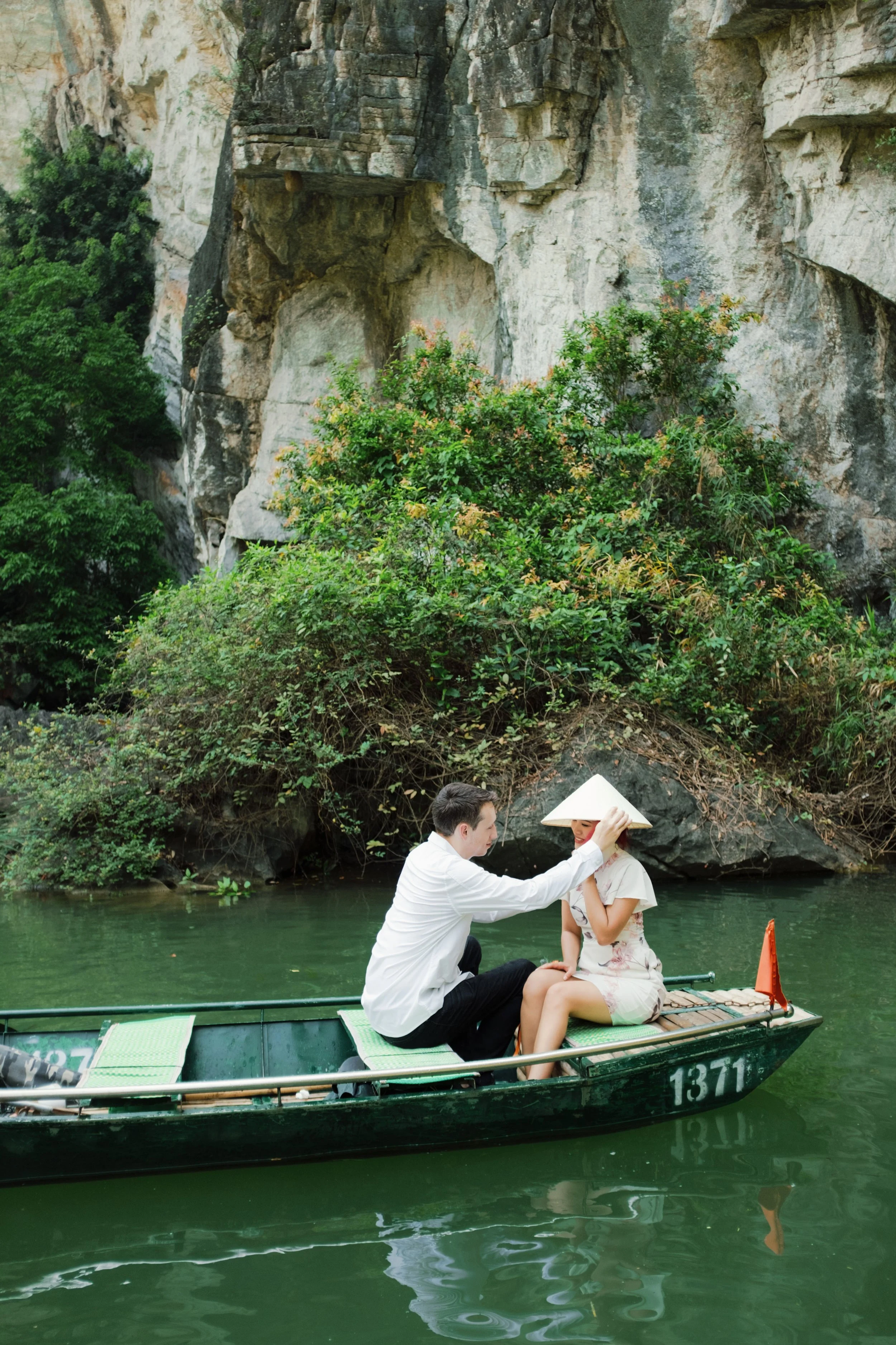 Mia & Felipe, Pre-wedding Session in Ninh Bình — Pham Si Luan Photography (11)