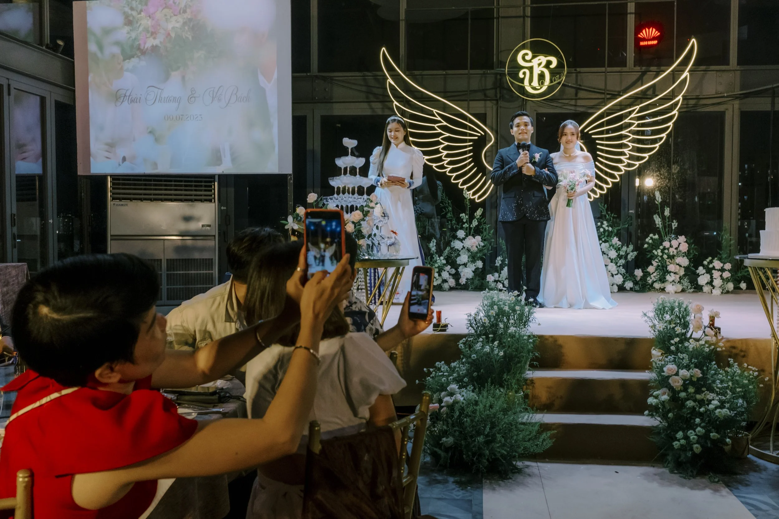 Thương & Bách, Wedding Day in Sài Gòn — Pham Si Luan Photography (46)