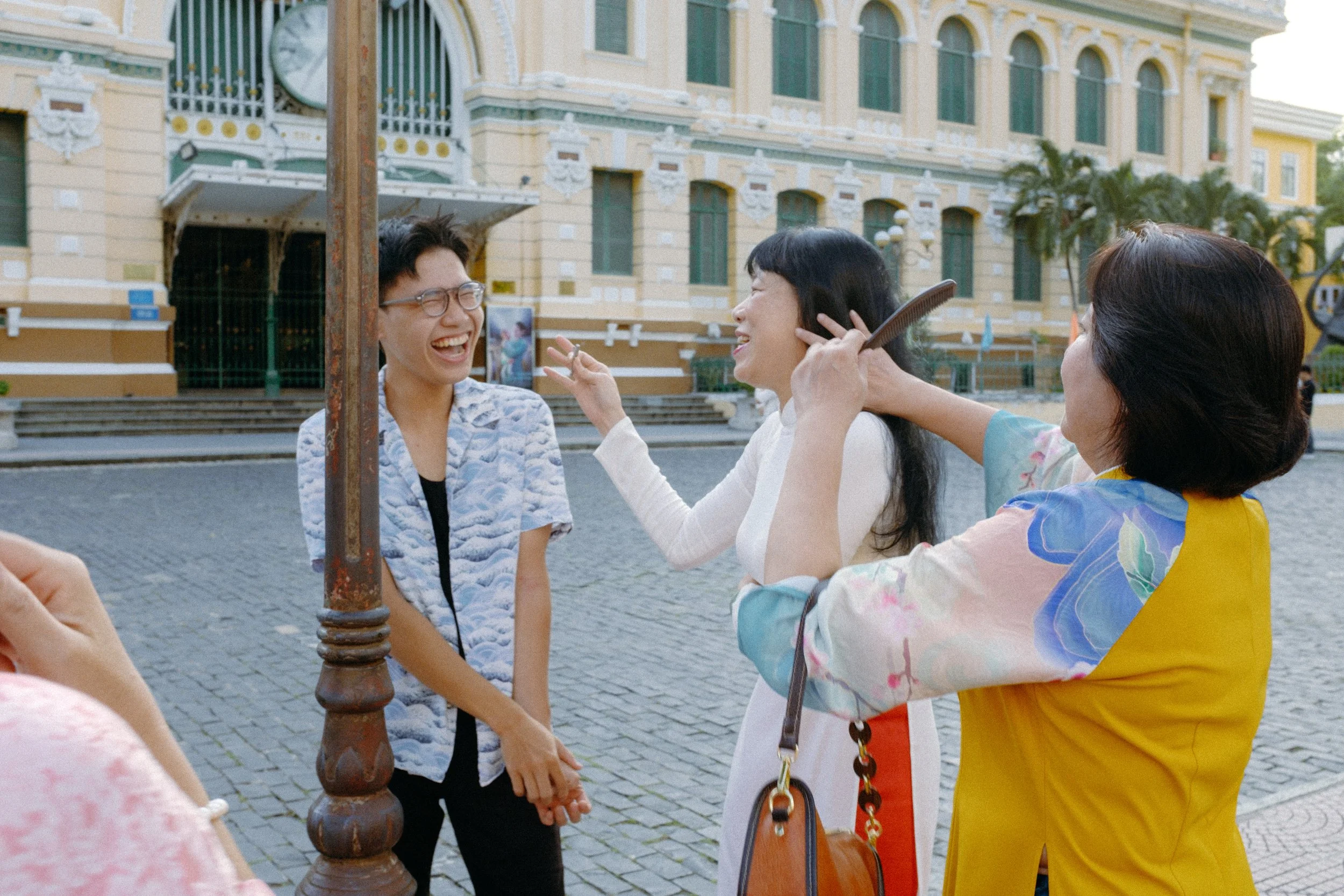 Tú, Khôi & Mẹs — Pham Si Luan Photography (1)