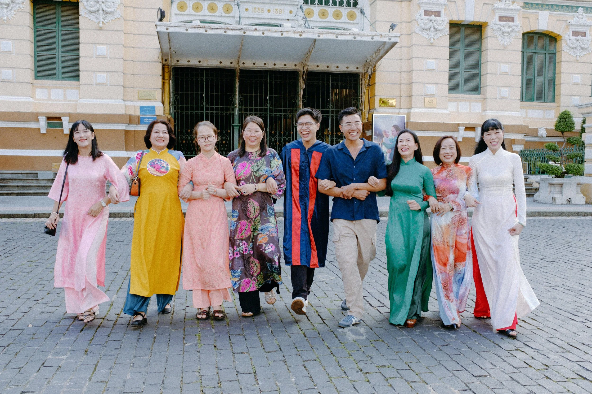 Tú, Khôi & Mẹs — Pham Si Luan Photography (22)