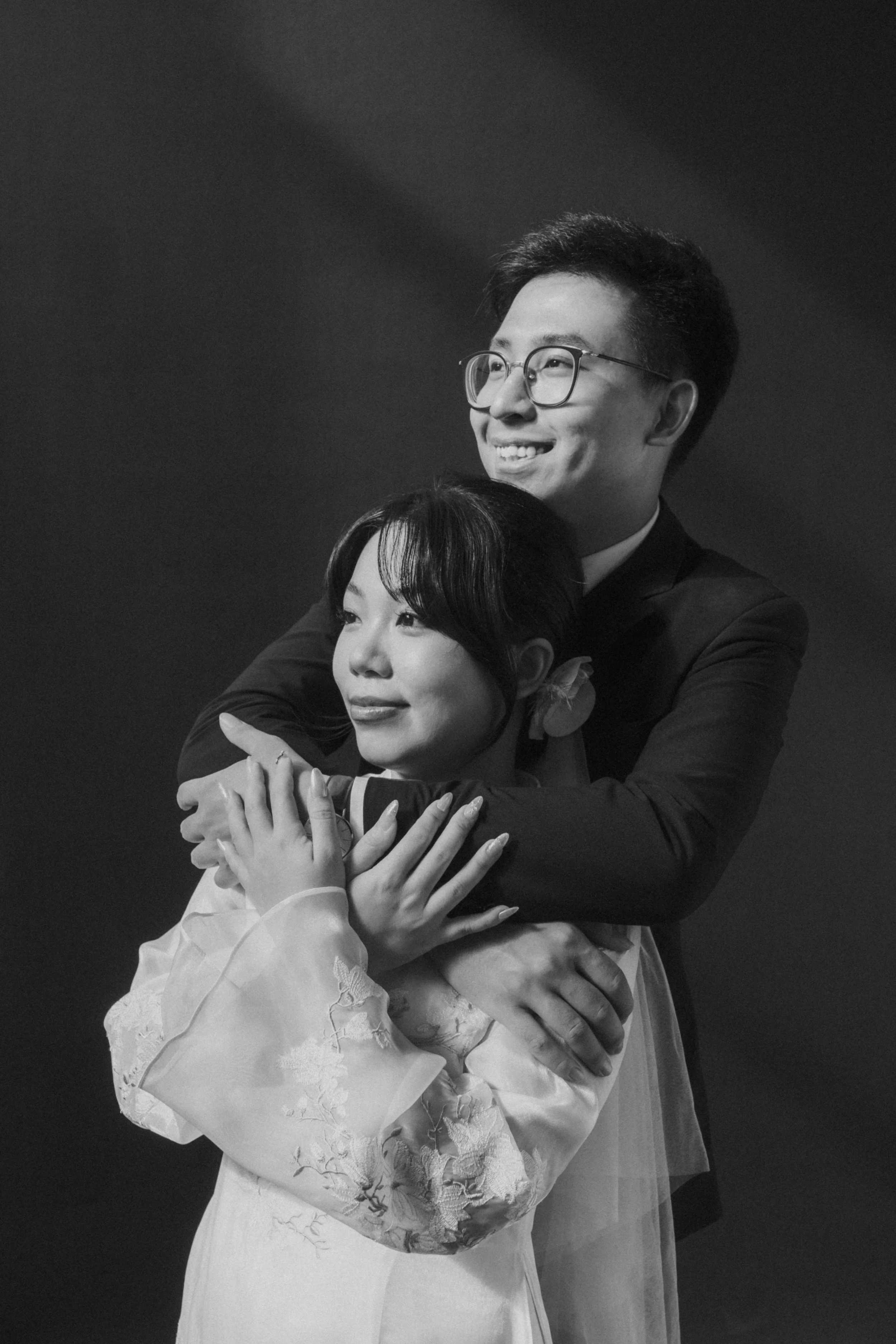 Xuân & Hiếu, Minimalist & Artistic Studio Pre-wedding Session — Pham Si Luan Photography (18)