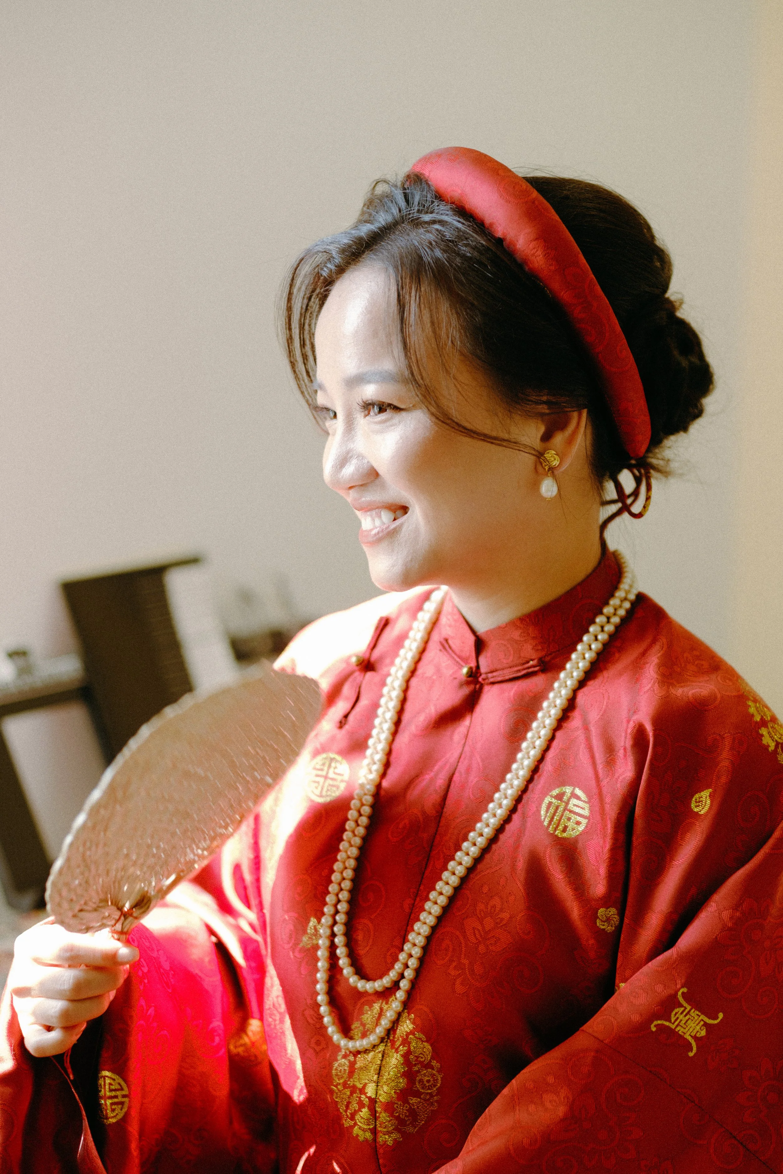 Thảo & Lâm, Pre-wedding Session at Home in Sài Gòn — Pham Si Luan Photography (12)