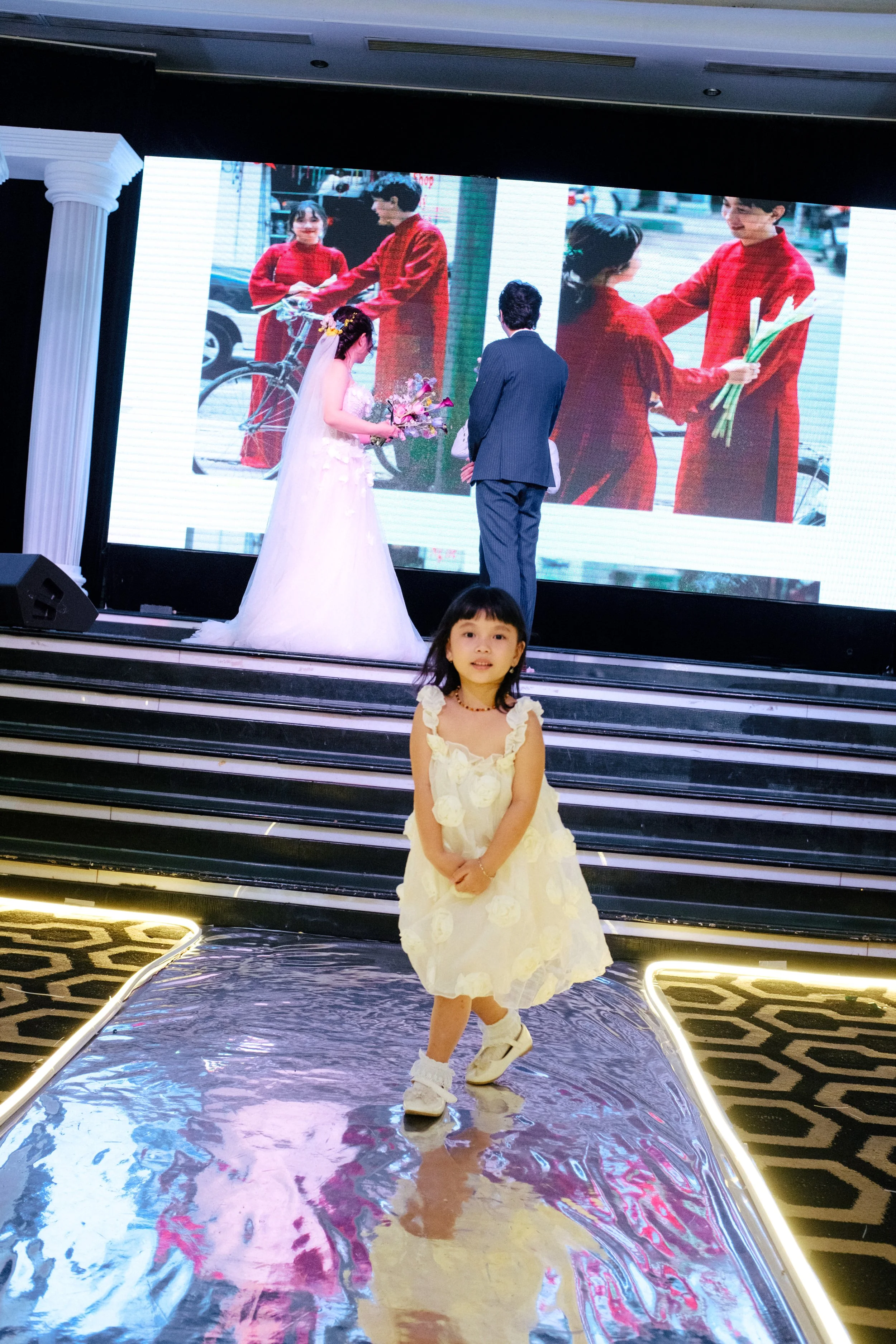 Huy & Huyên, Tiệc Báo Hỷ Sài Gòn — Pham Si Luan Photography (53)