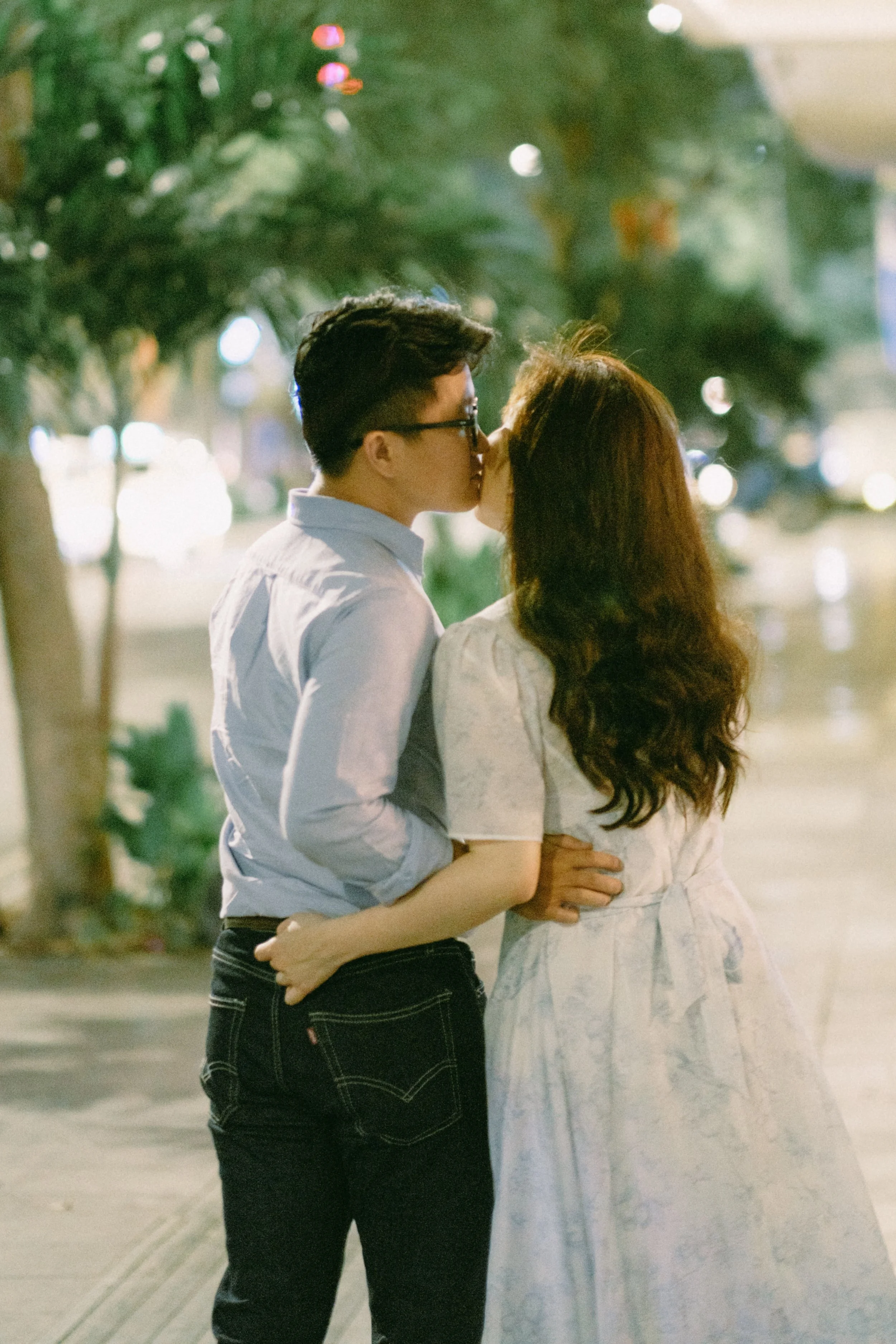 Tú & Ái, Night Session in Sài Gòn — Pham Si Luan Photography (33)