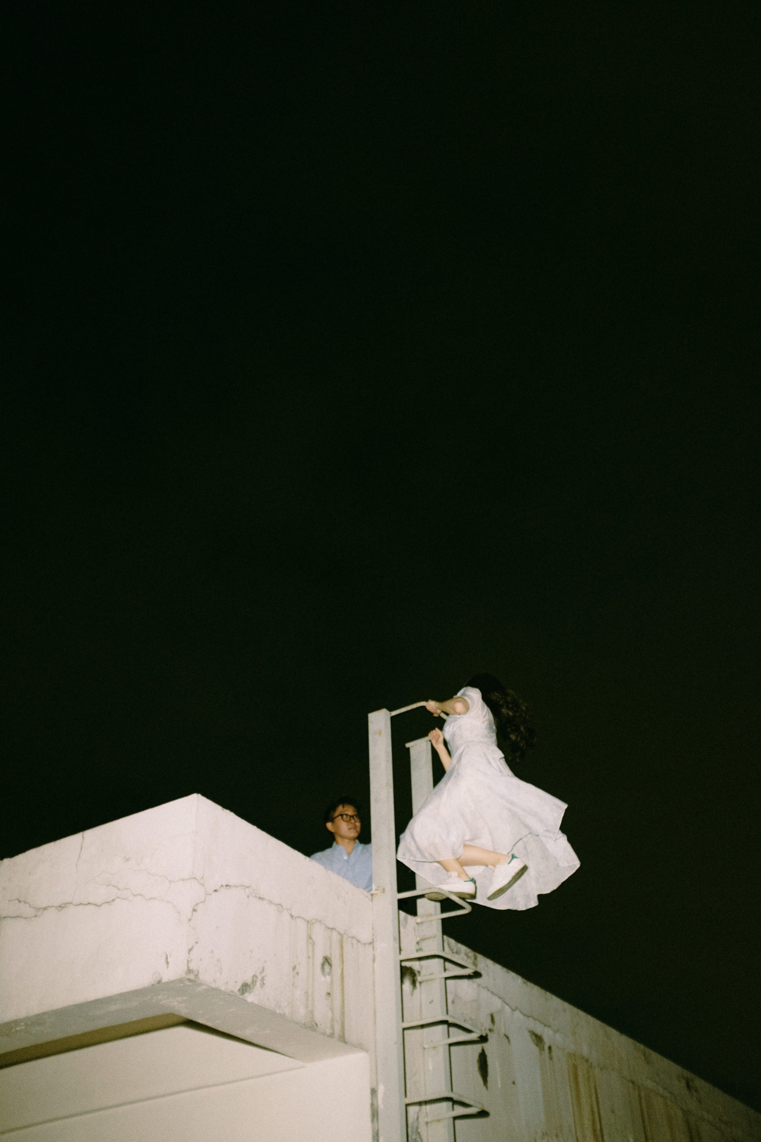 Tú & Ái, Night Session in Sài Gòn — Pham Si Luan Photography (4)