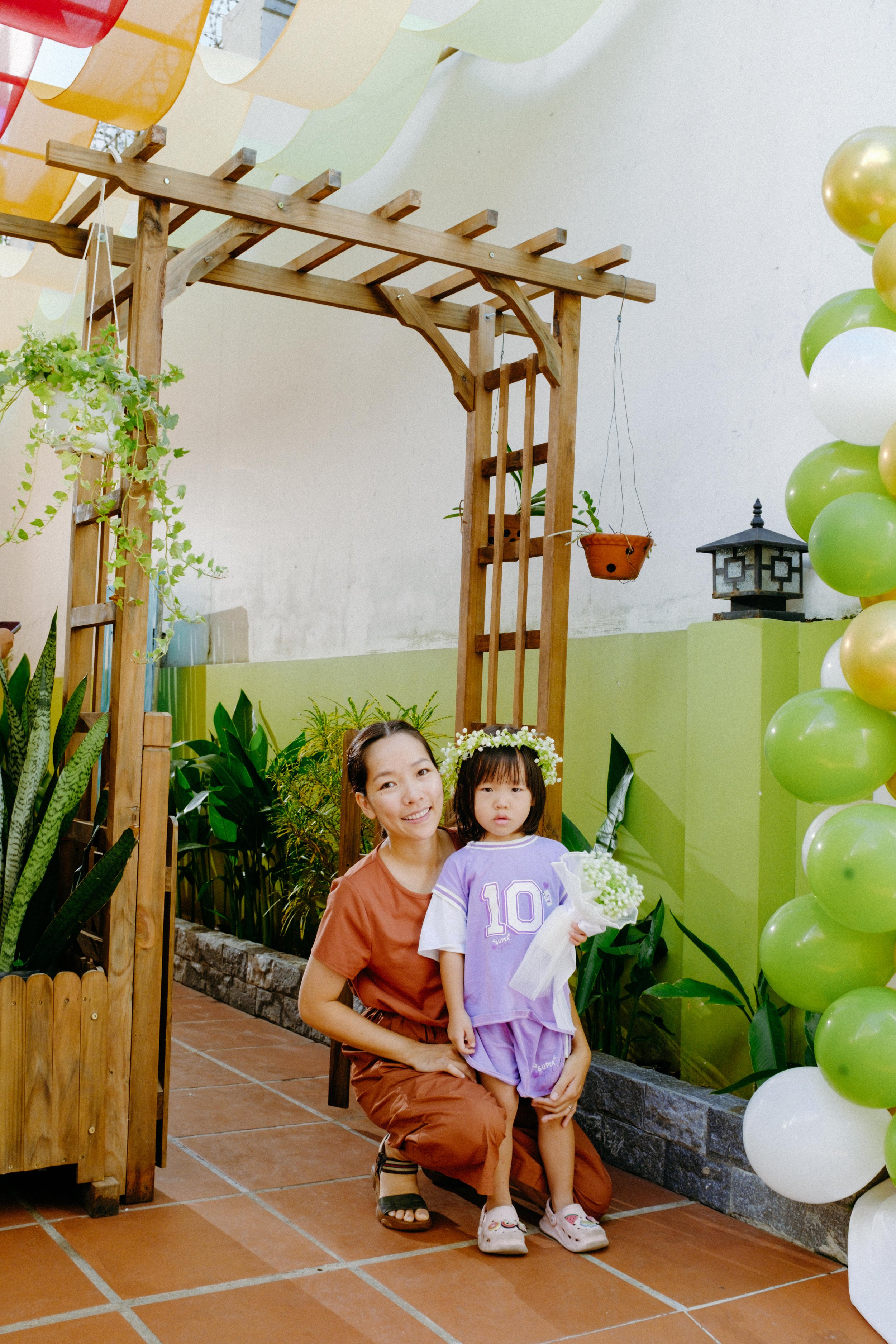 Spring Montessori Kindergarten Graduation Session — Pham Si Luan Photography (24)