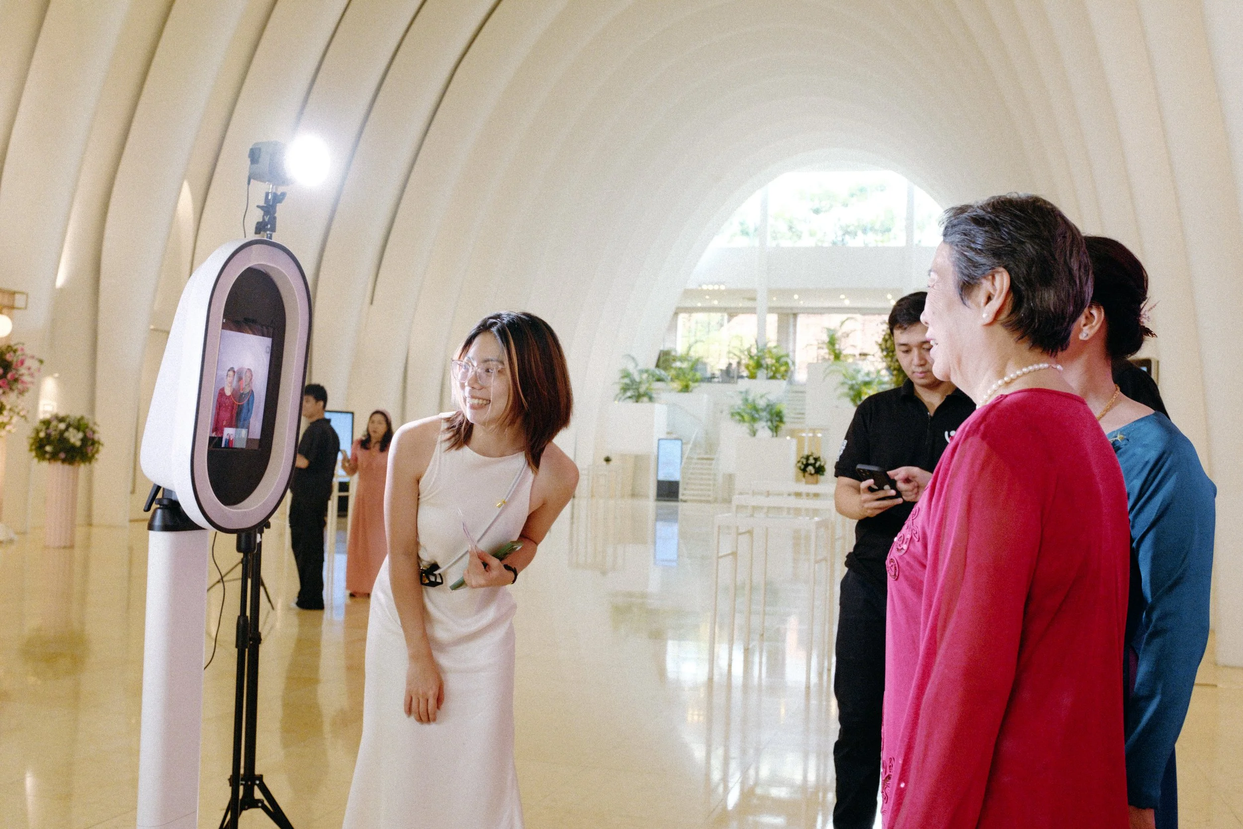 Chị Bi Trâm Nix Nhi , Behind The Services - Planners for Tuyền & Kiên — Pham Si Luan Photography (15)