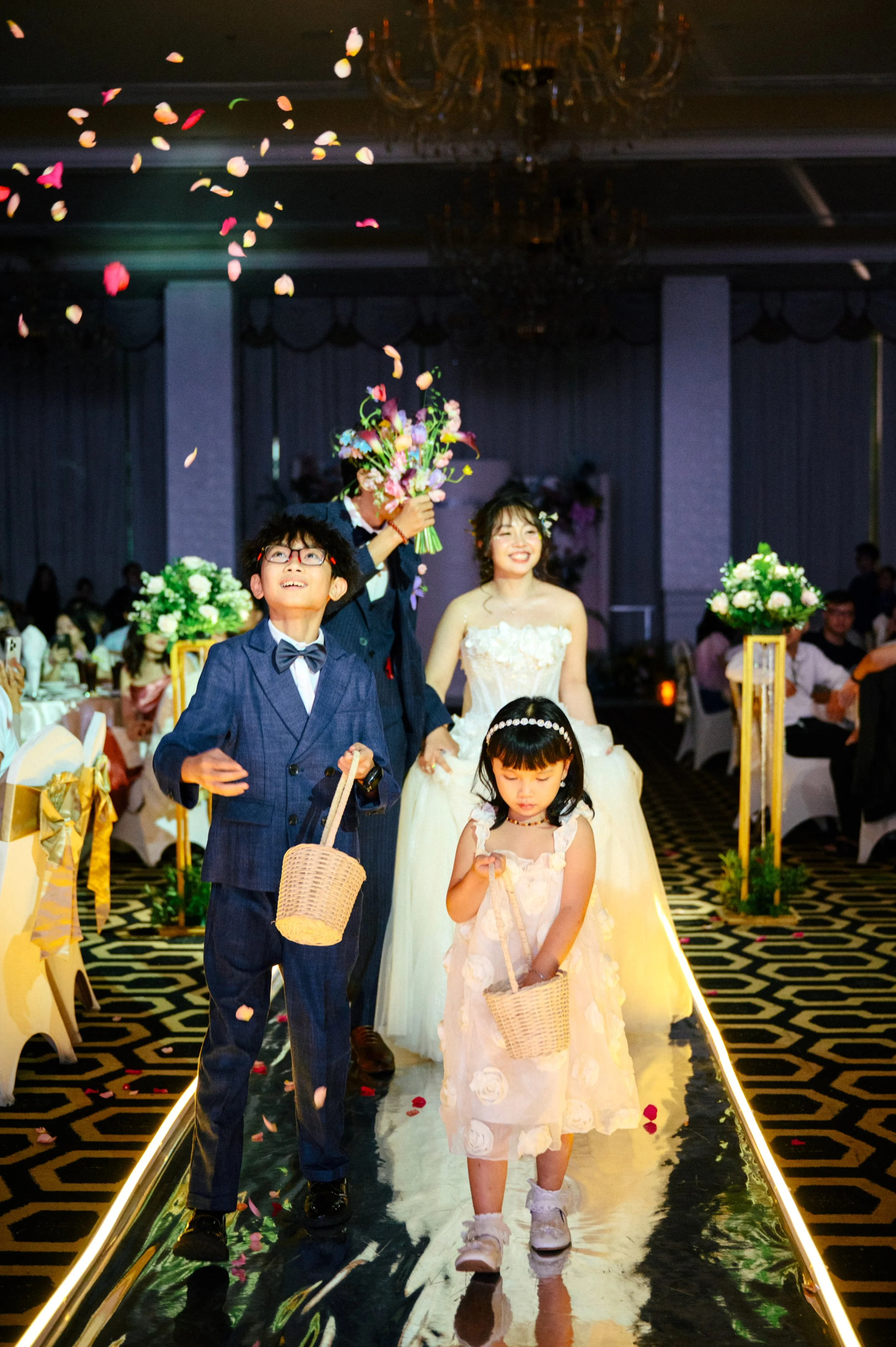 Huy & Huyên, Tiệc Báo Hỷ Sài Gòn — Pham Si Luan Photography (79)