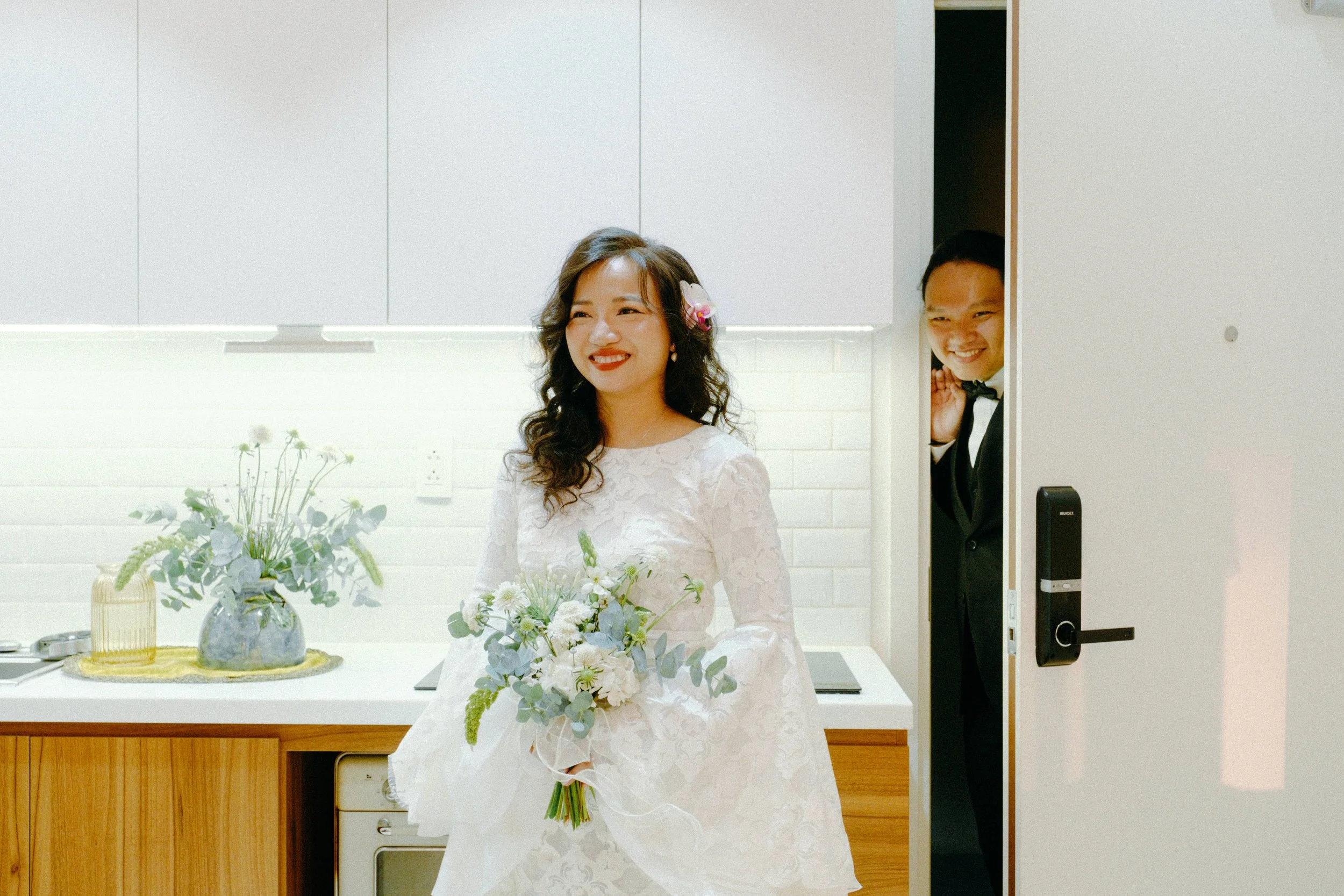 Thảo & Lâm, Pre-wedding Session at Home in Sài Gòn — Pham Si Luan Photography (87)