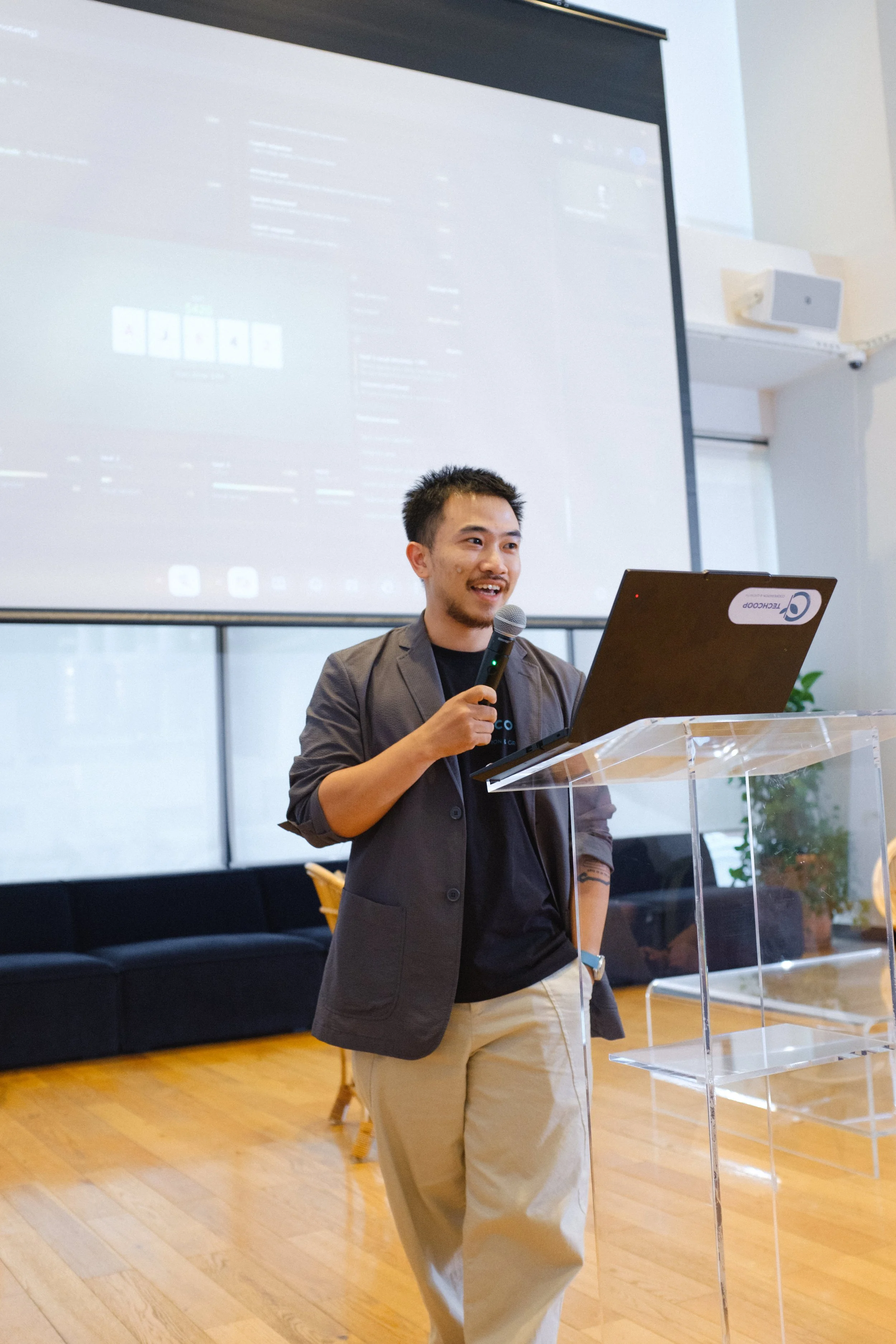 Build in Vietnam with OpenAI & AVV, At The Sentry C — Pham Si Luan Photography (119)