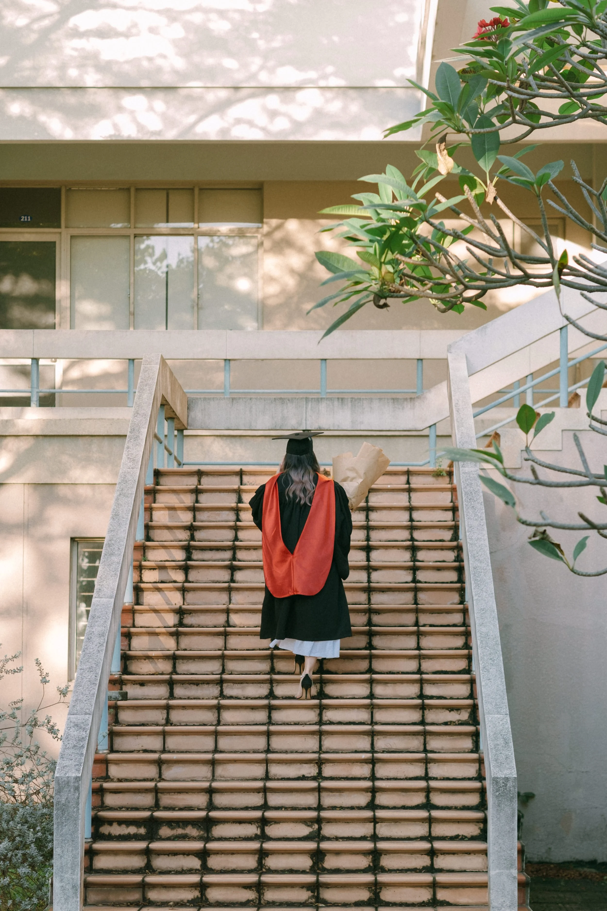 Graduation Day of Vi — Pham Si Luan Photography (13)
