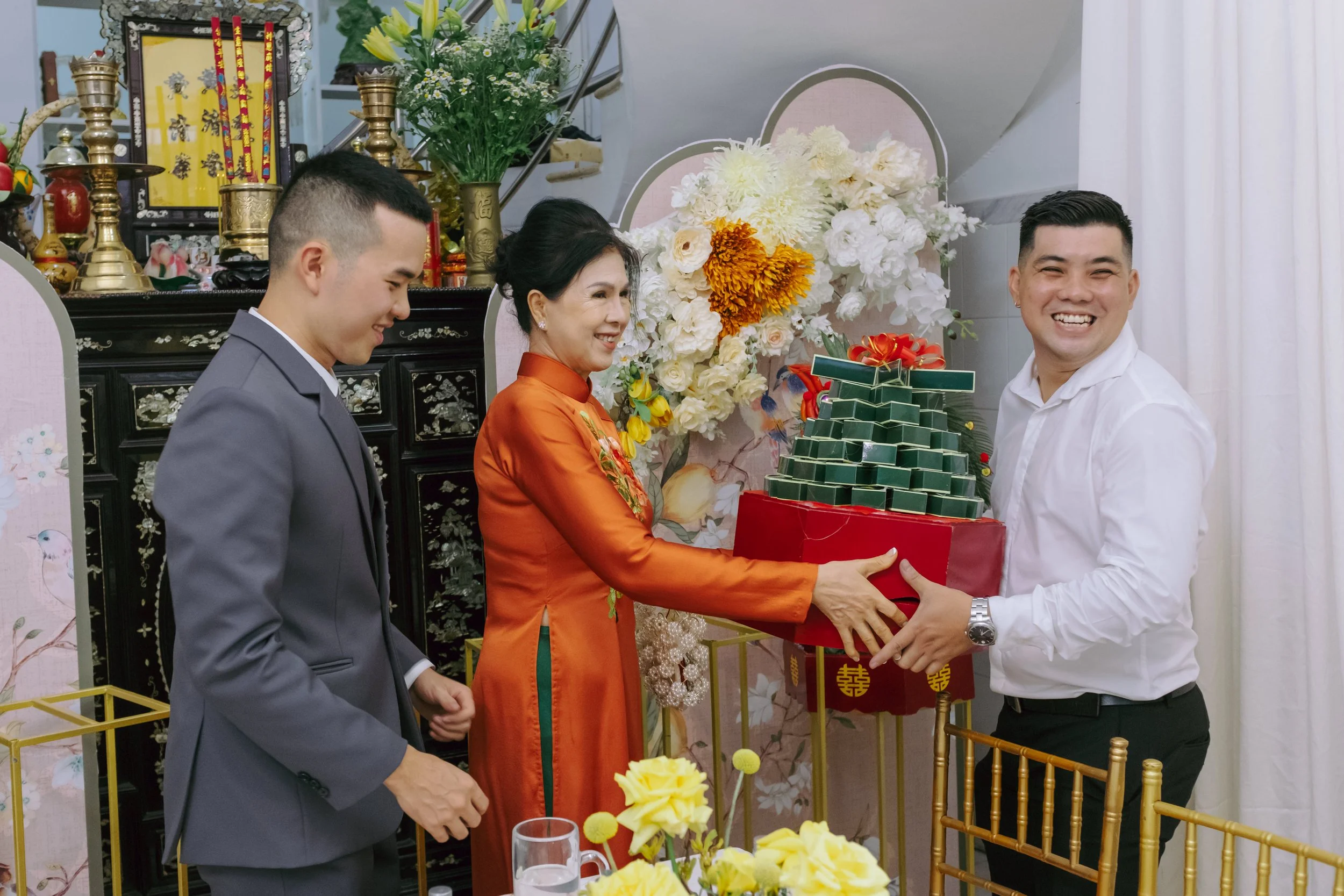 Linh & Đắc, Wedding Day in Saigon — Pham Si Luan Photography (13)