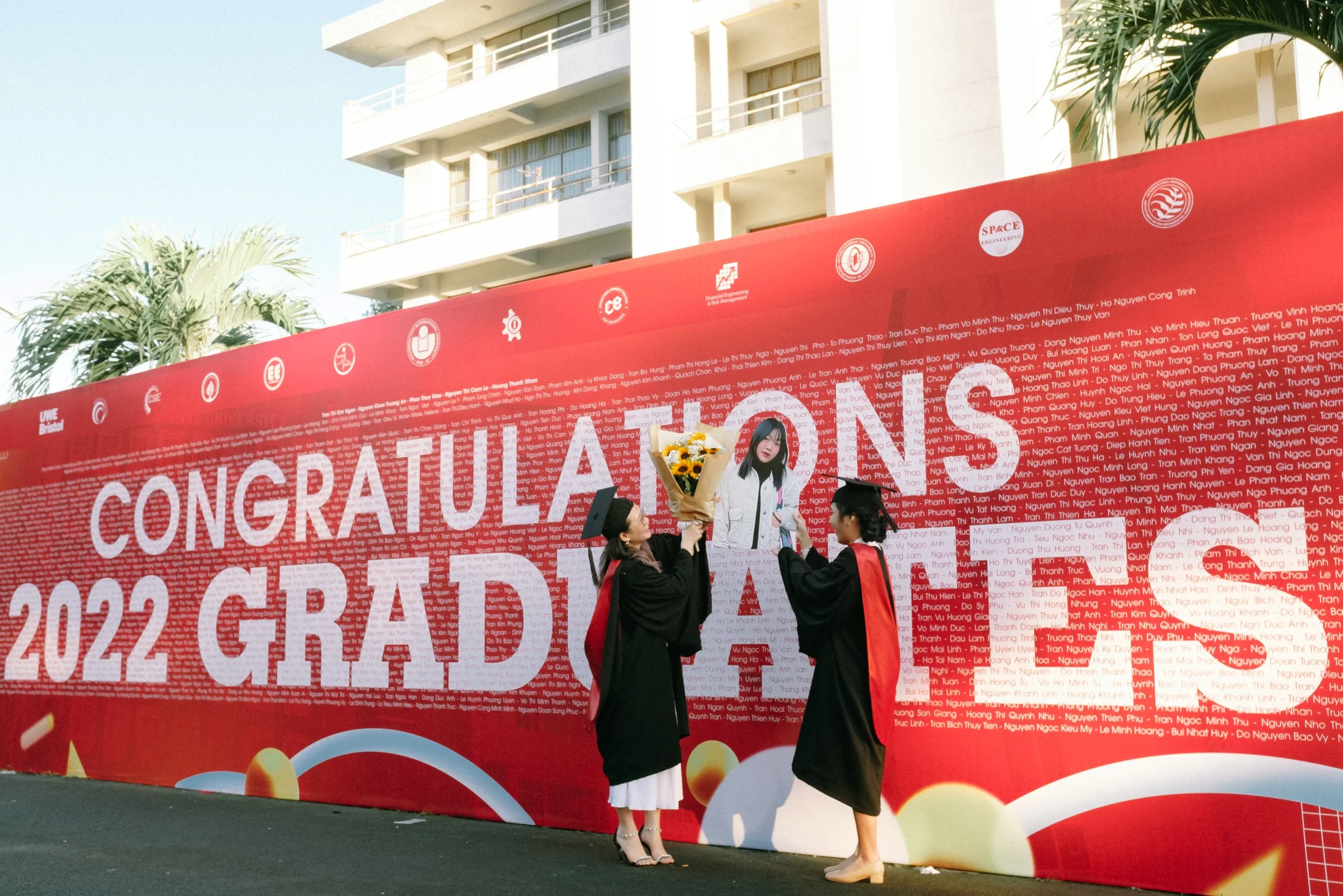 Graduation Day of Vi — Pham Si Luan Photography (7)